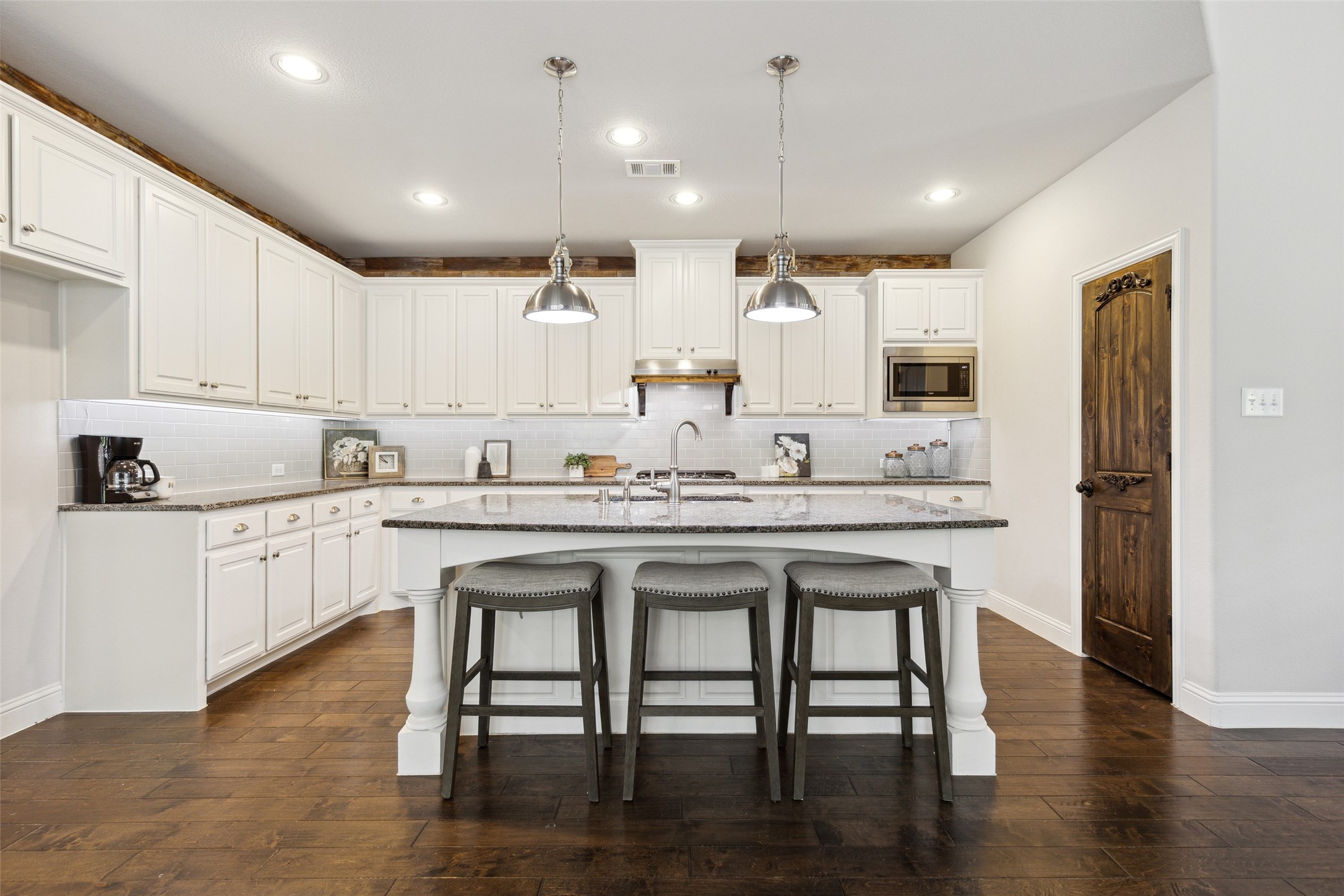 4609 Avenida Lane