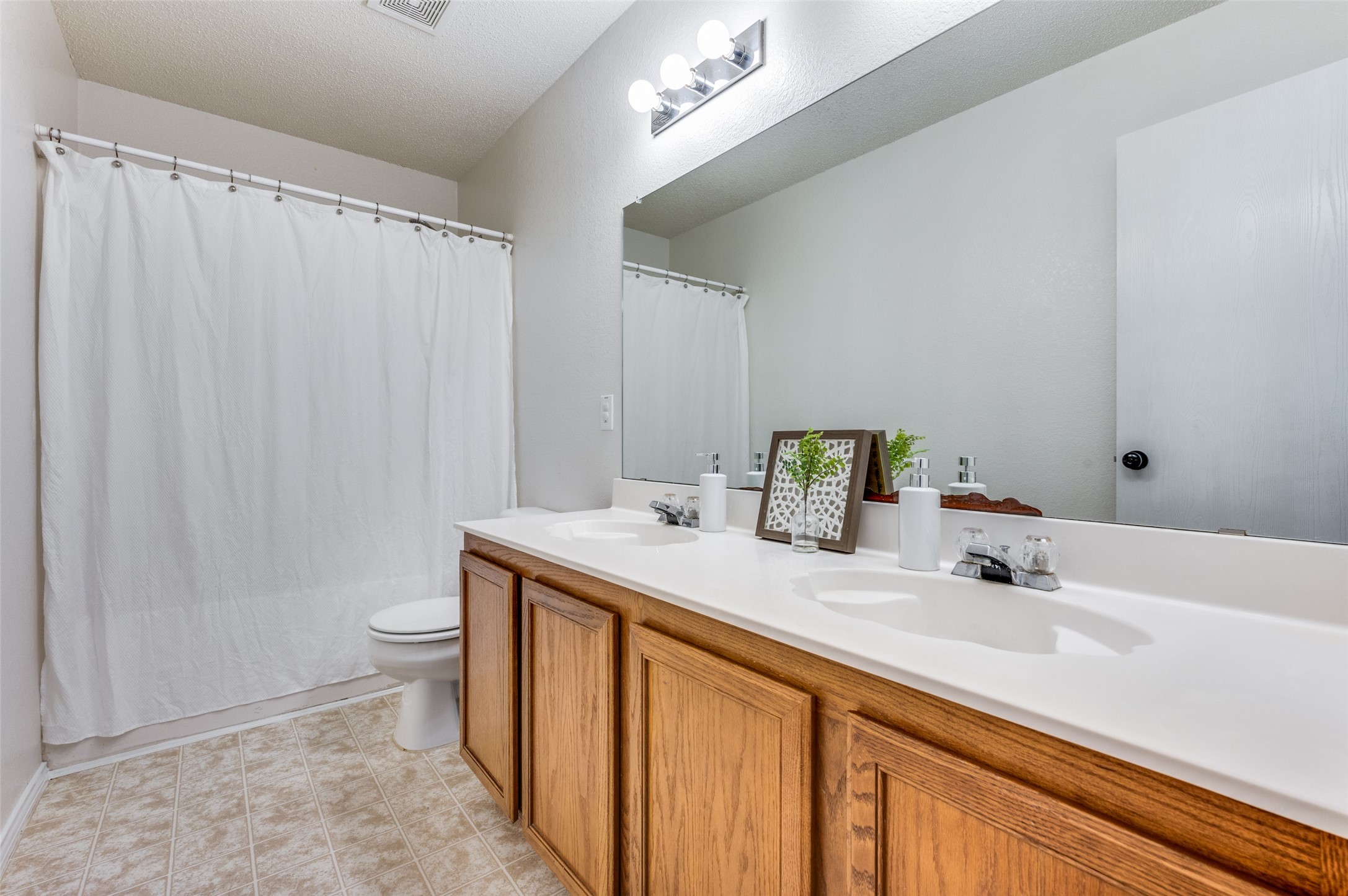 3813 Quail View Drive
