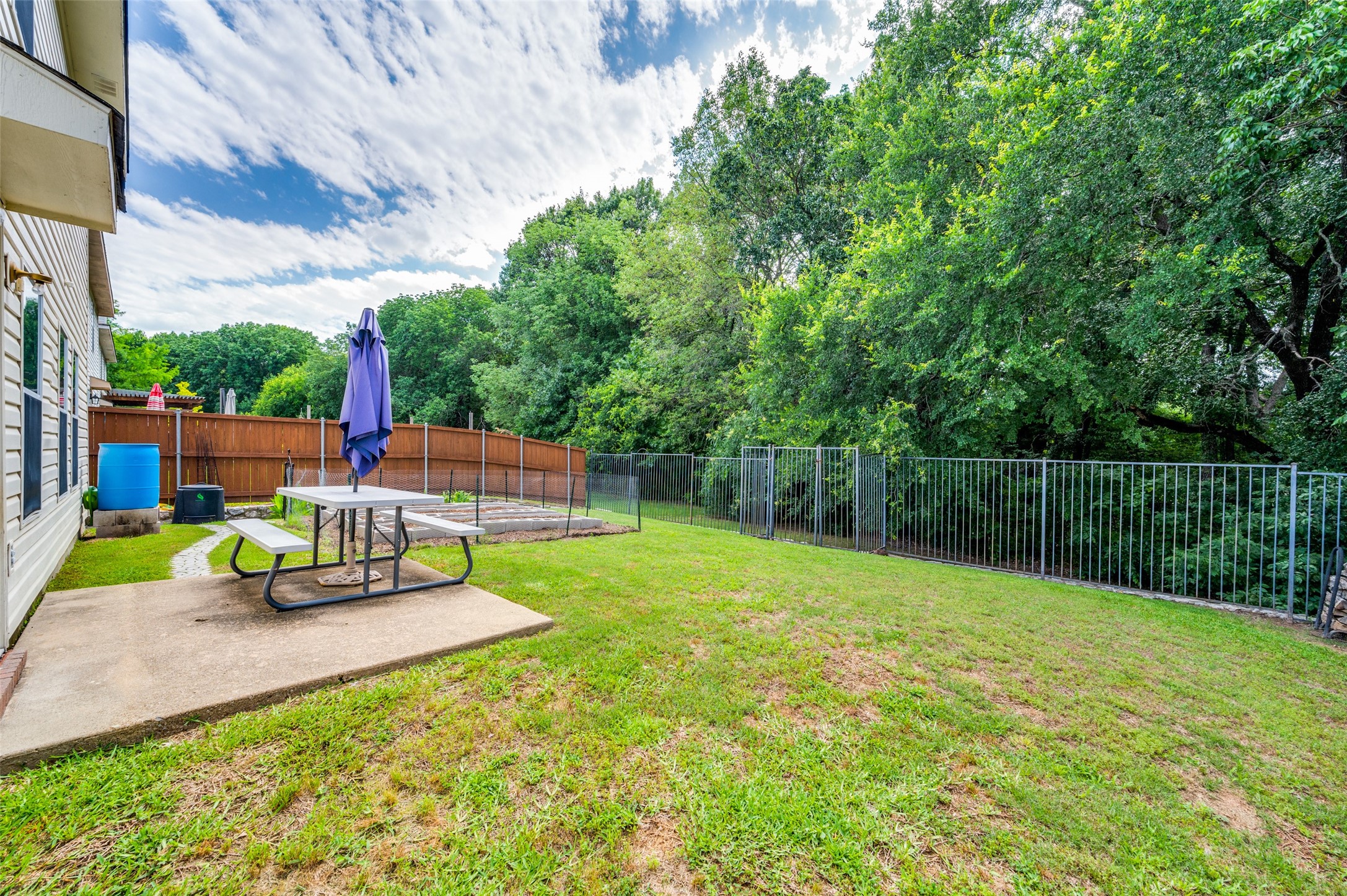 3813 Quail View Drive