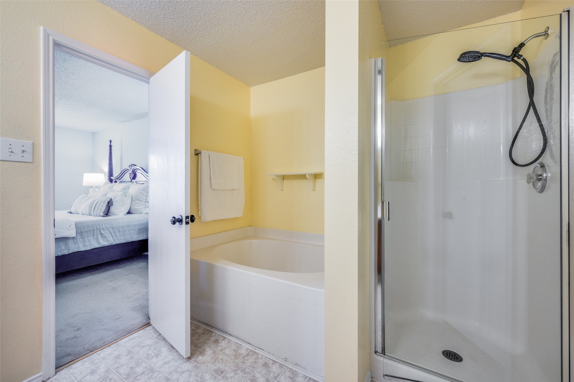 3813 Quail View Drive