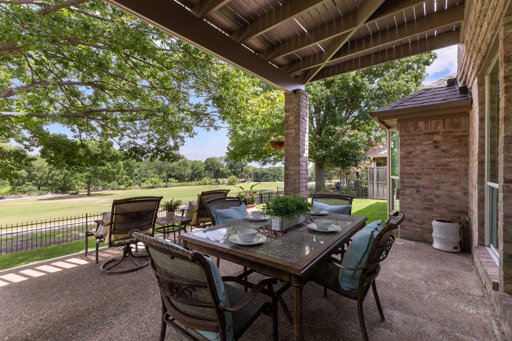5410 N Briar Ridge Circle