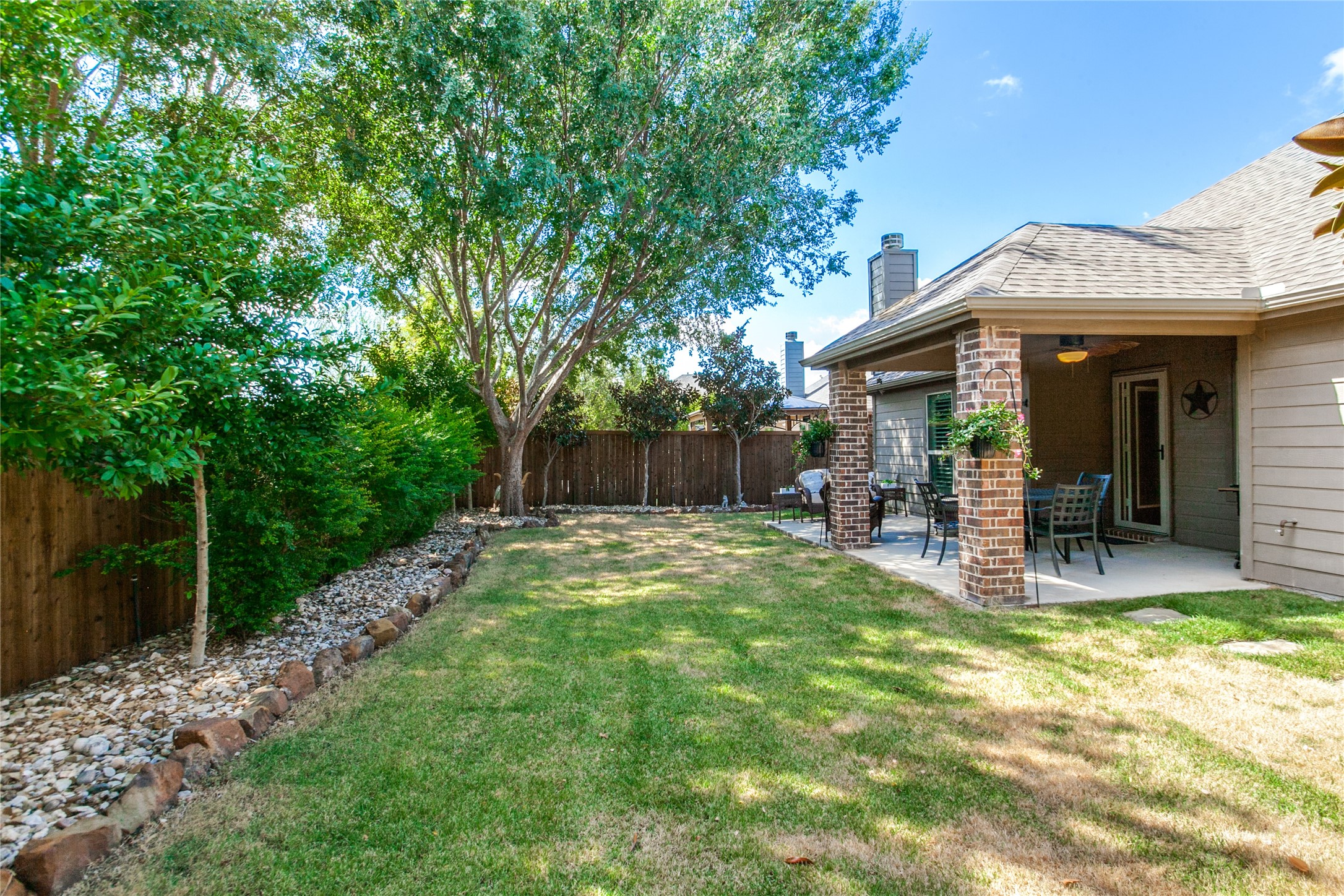 10121 Horseshoe Lane