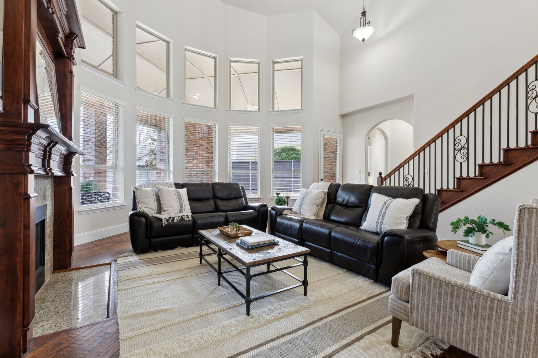 975 Southwick Lane