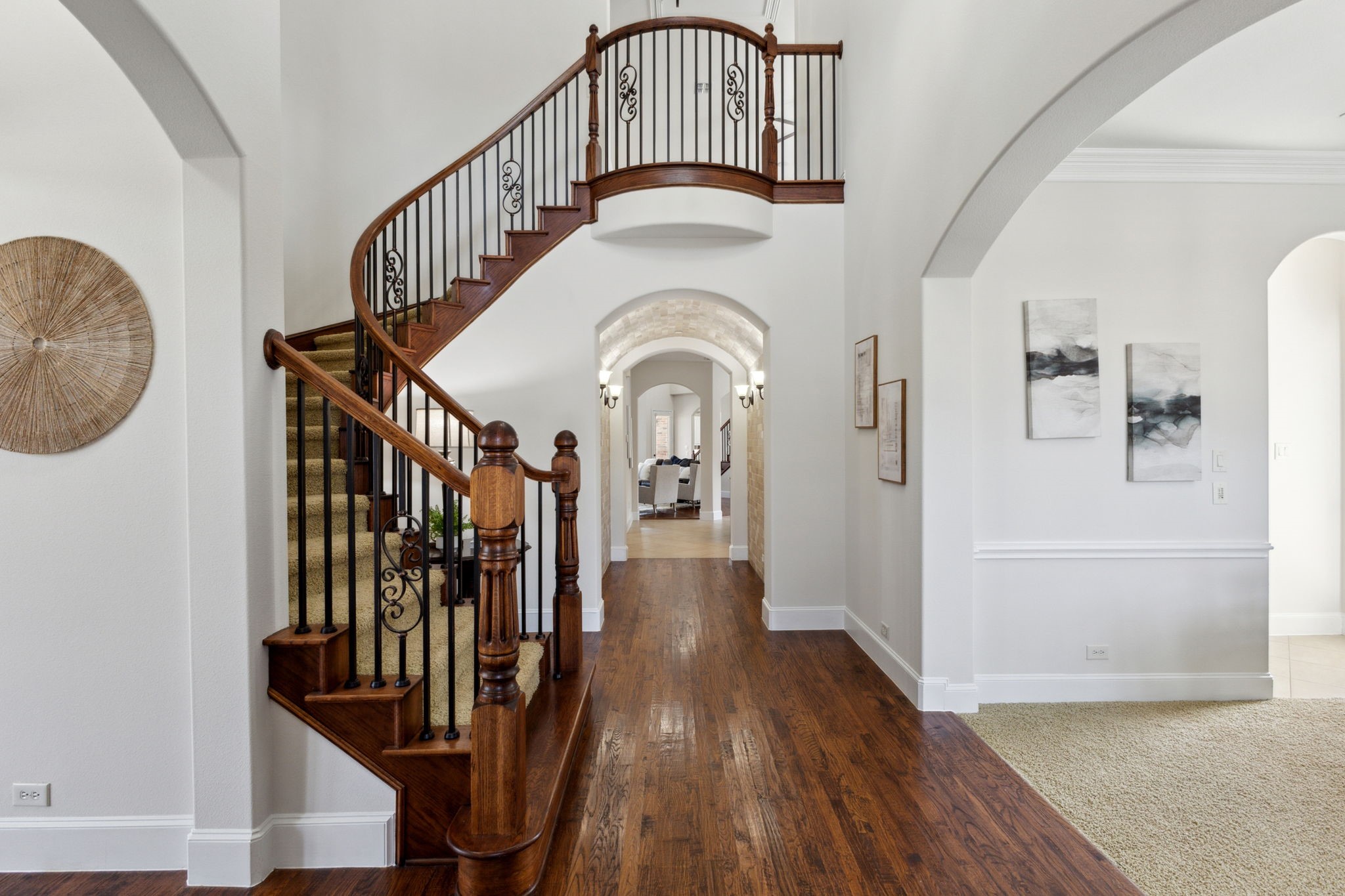 975 Southwick Lane