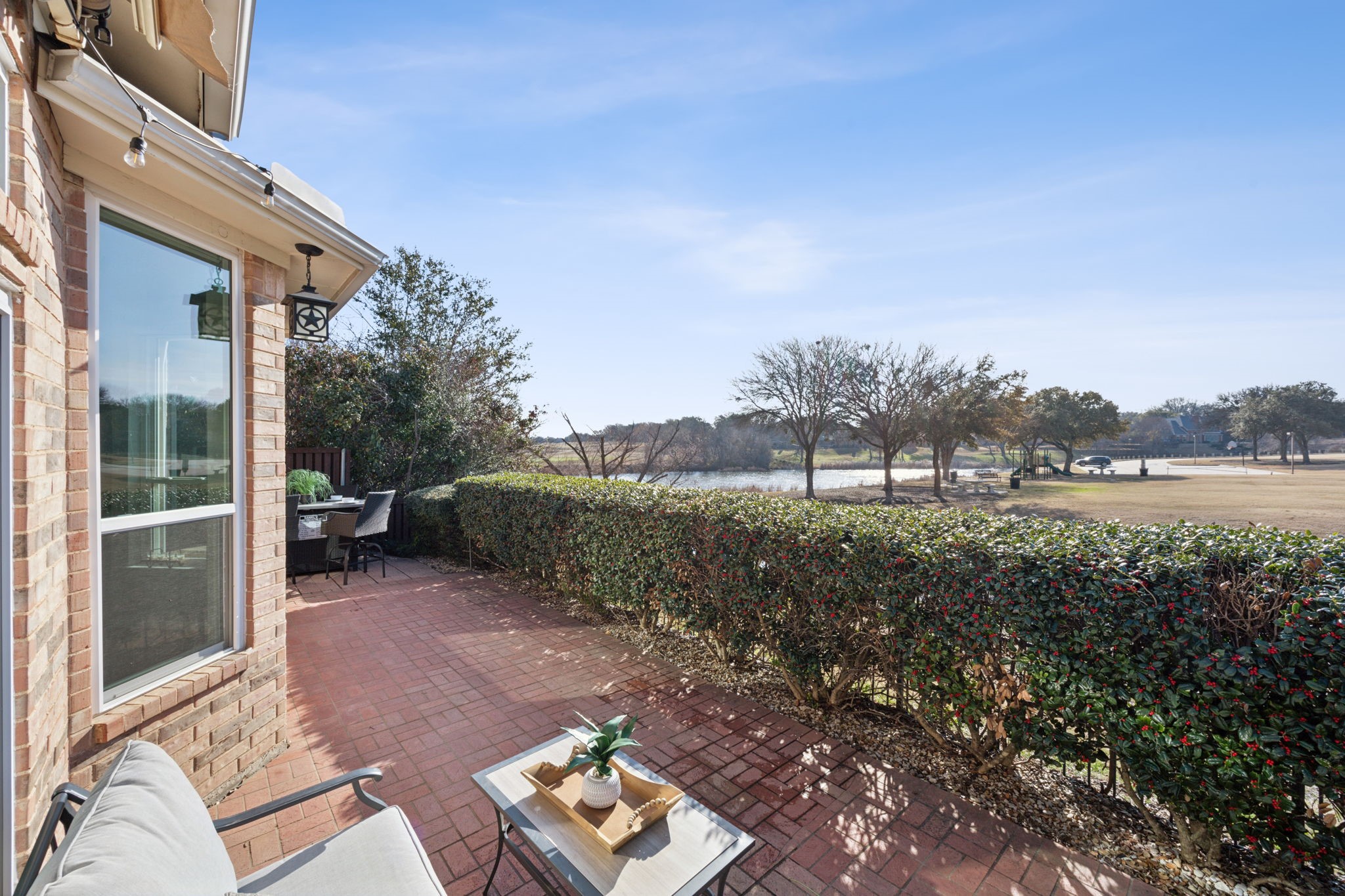 1008 Lake Point Circle