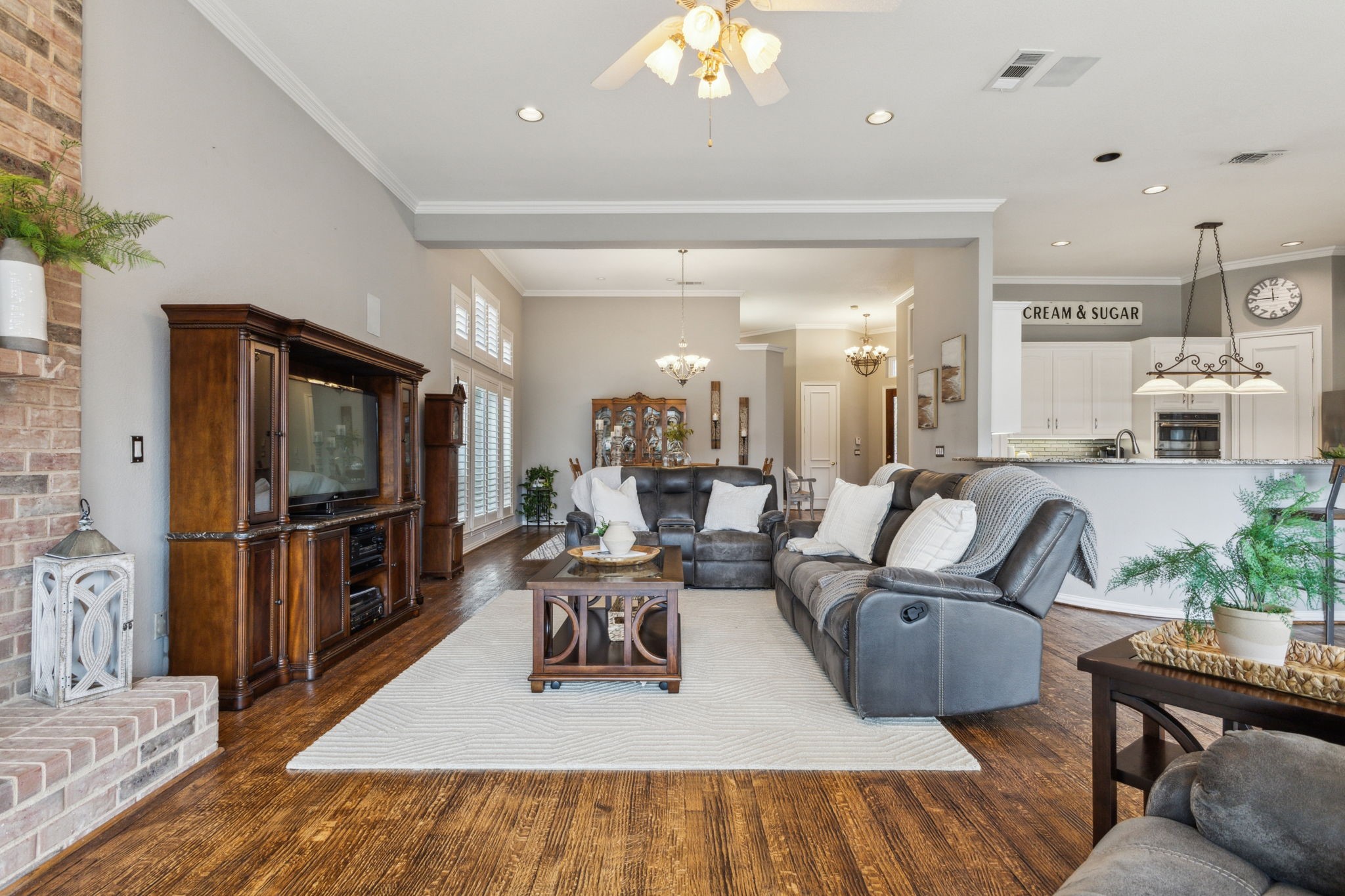 1008 Lake Point Circle