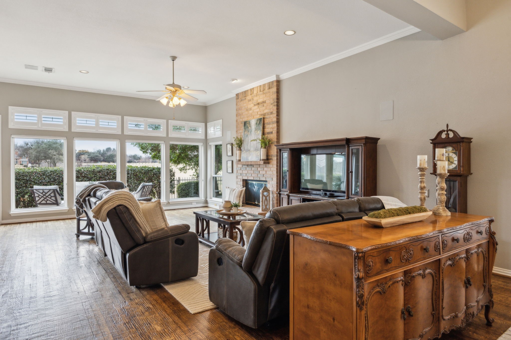 1008 Lake Point Circle