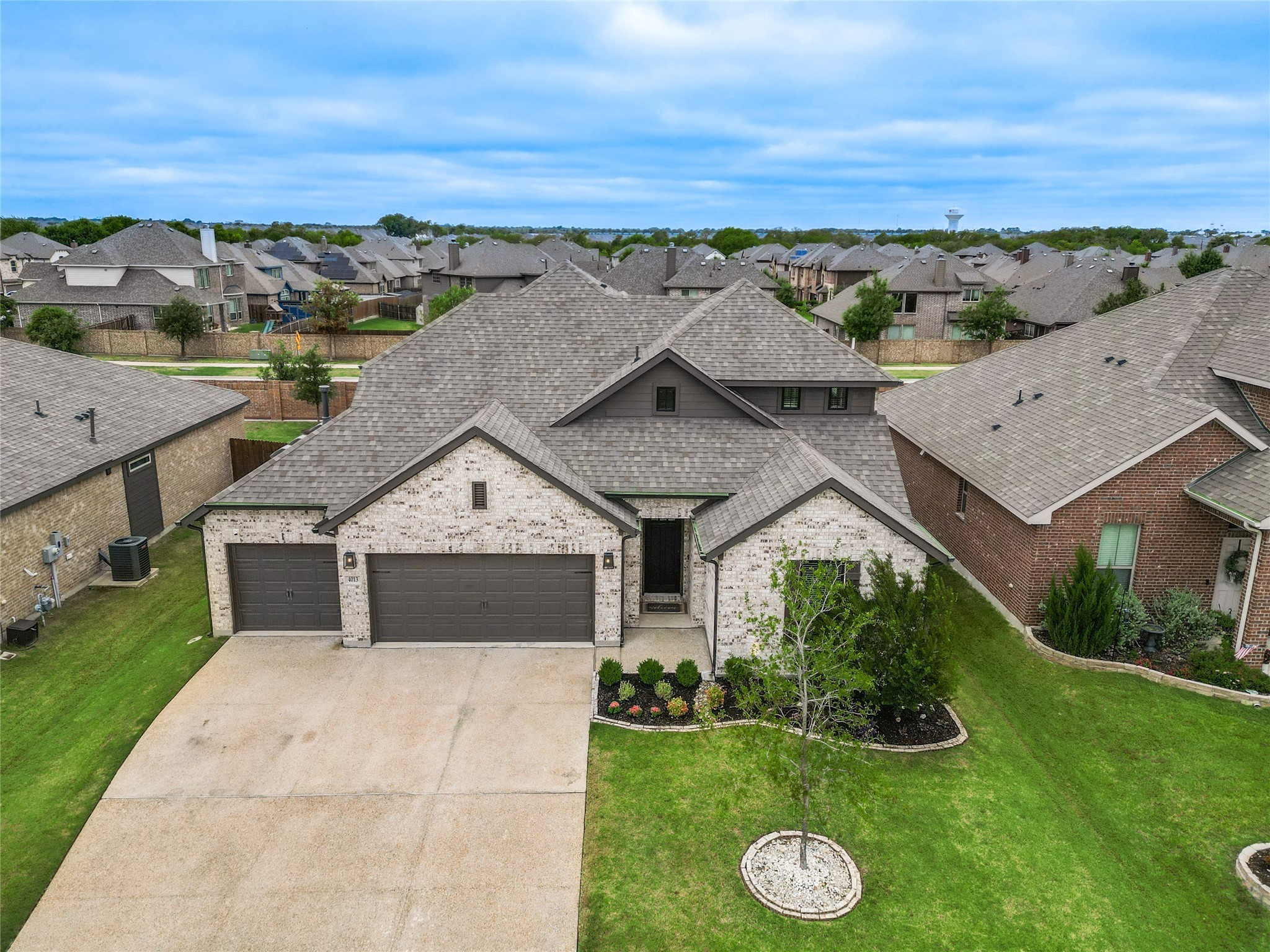 4013 Mockingbird Lane