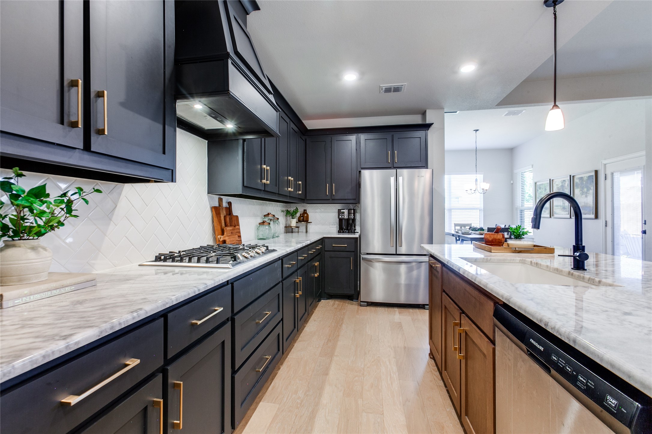 4013 Mockingbird Lane
