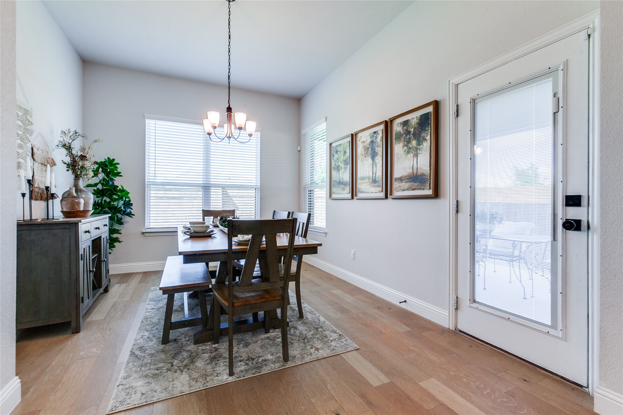 4013 Mockingbird Lane