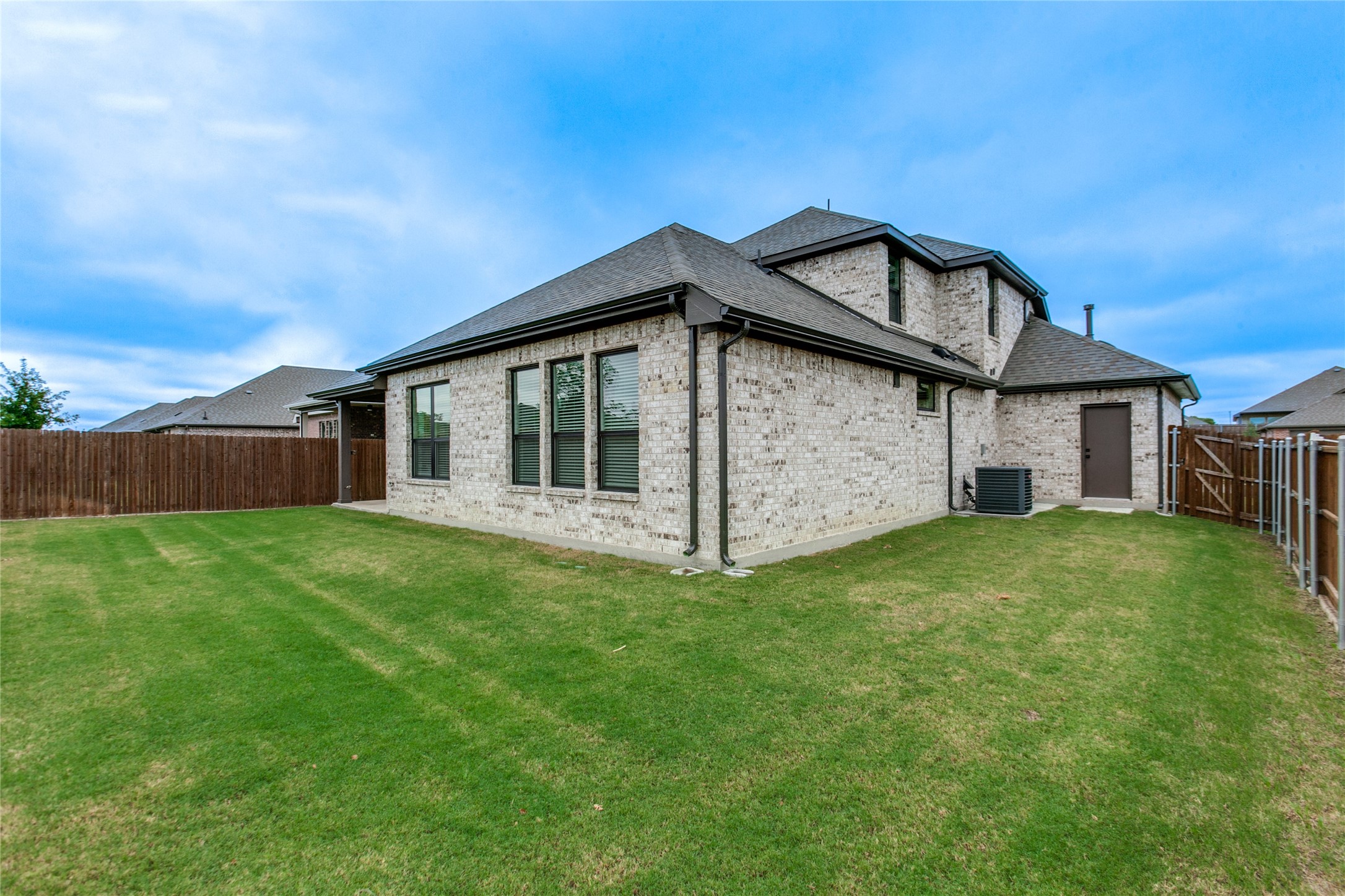 4013 Mockingbird Lane