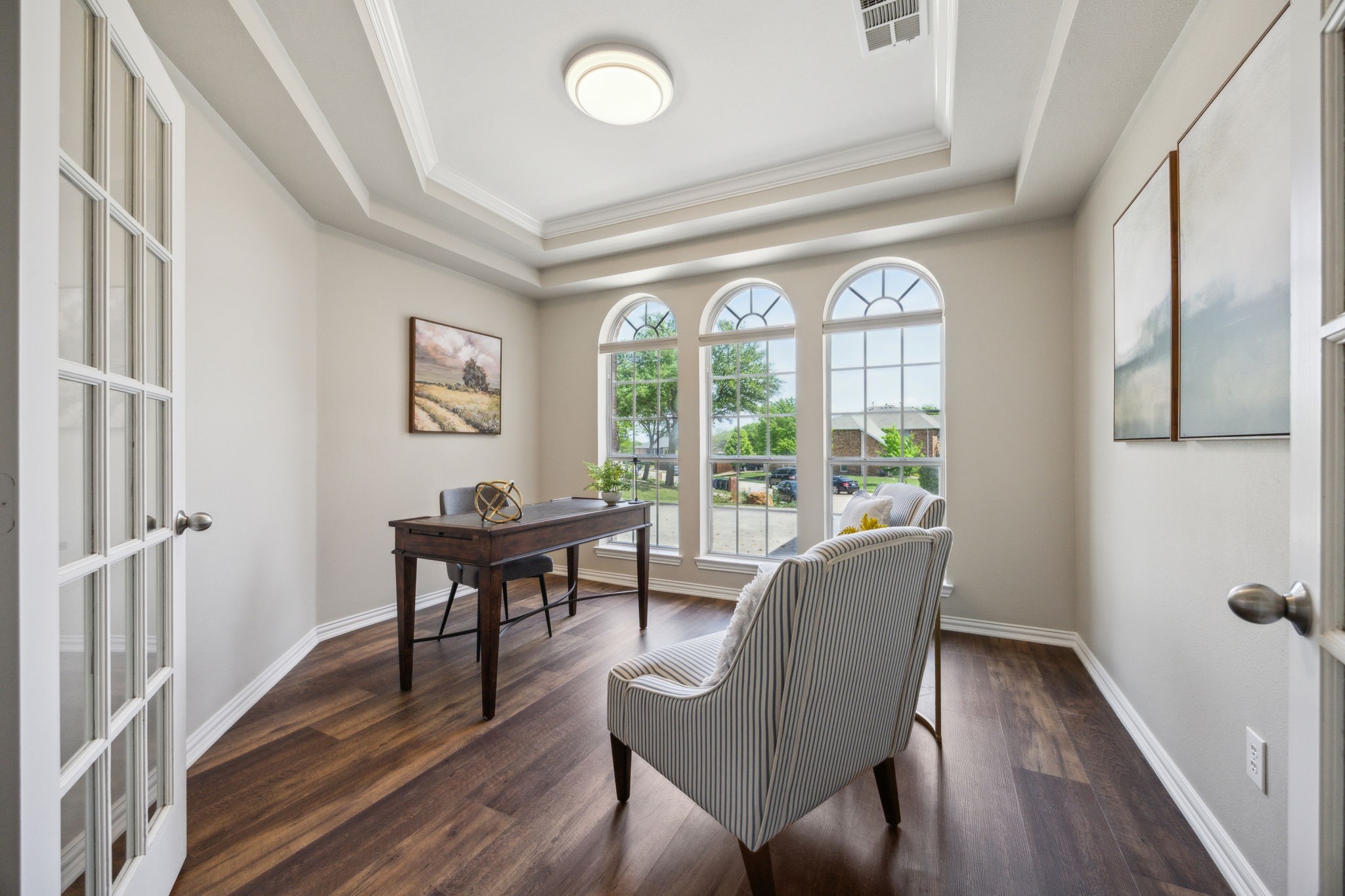 1616 Hastings Bluff
