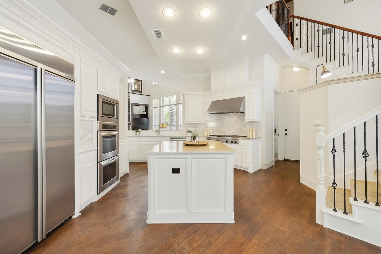 1041 Bandelier Drive