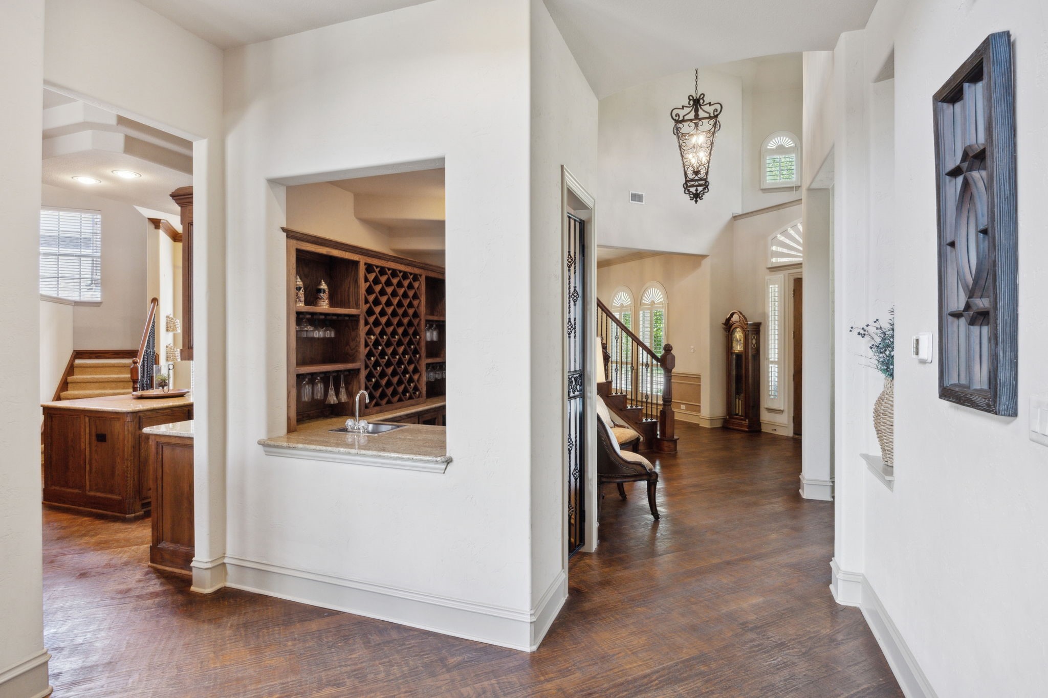 1041 Bandelier Drive