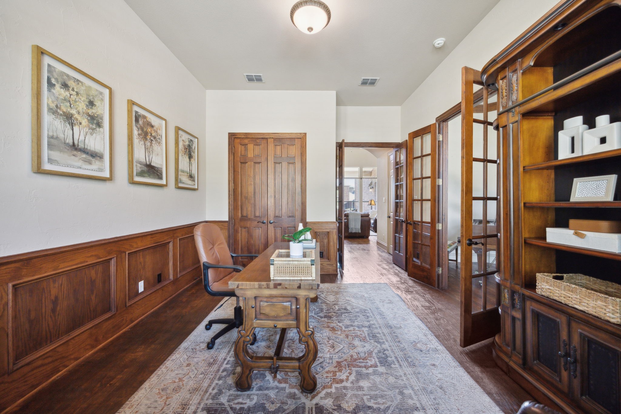 1041 Bandelier Drive