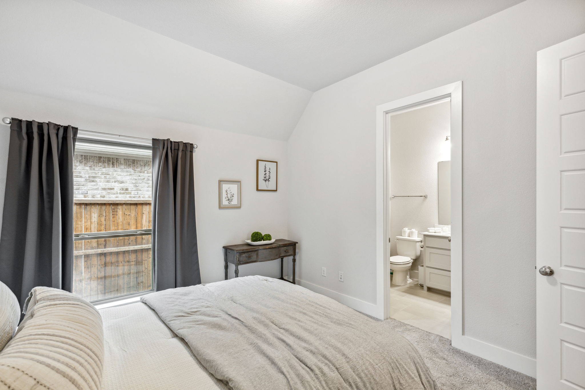 1108 Sandgate Drive