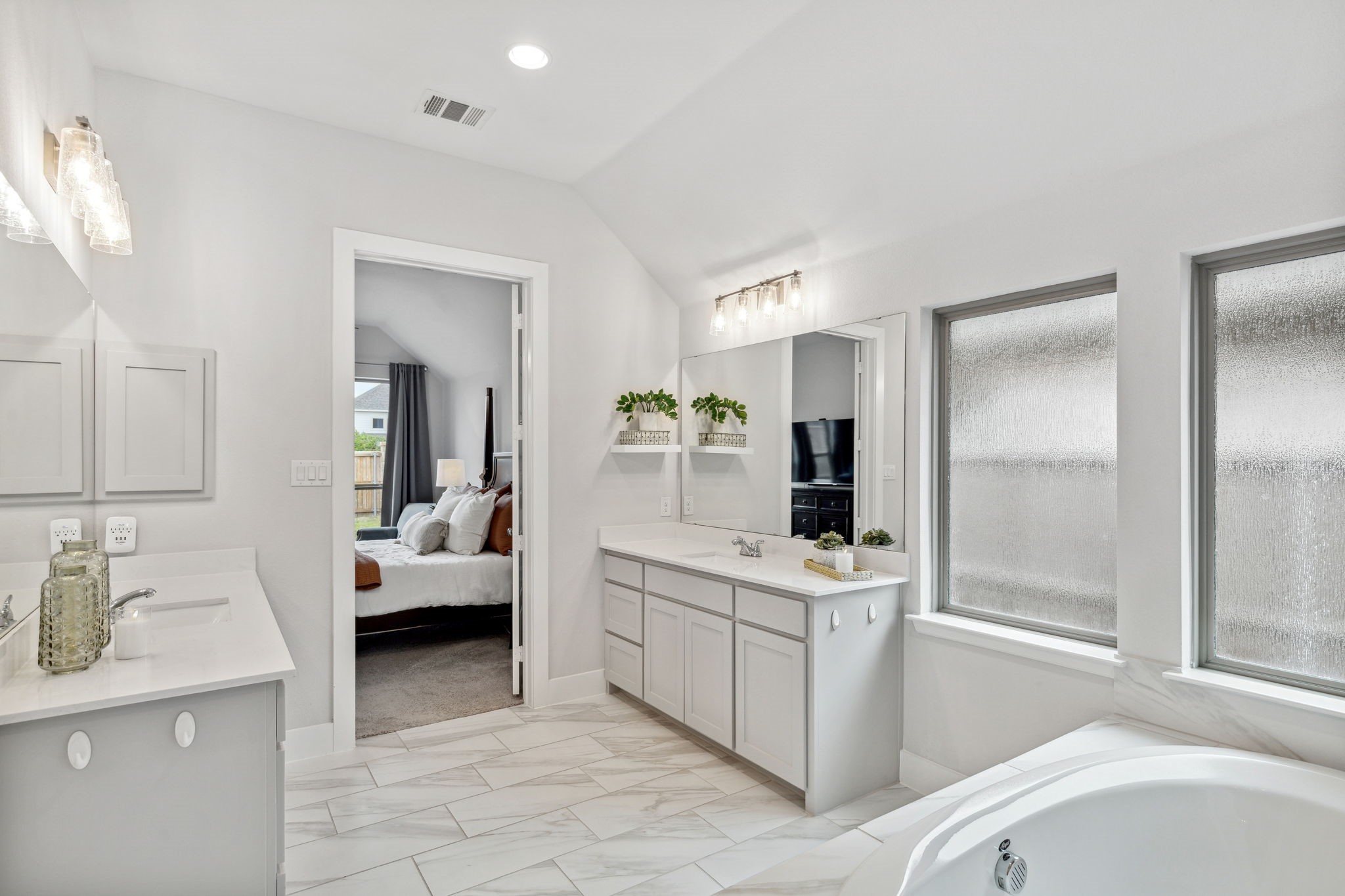 1108 Sandgate Drive