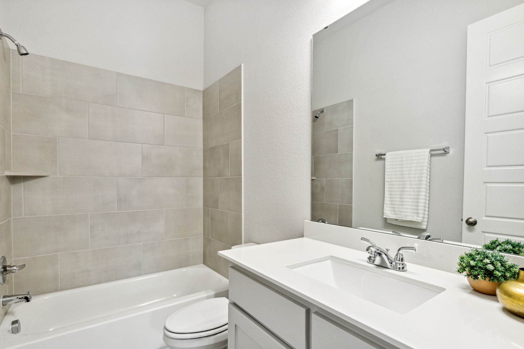 1108 Sandgate Drive