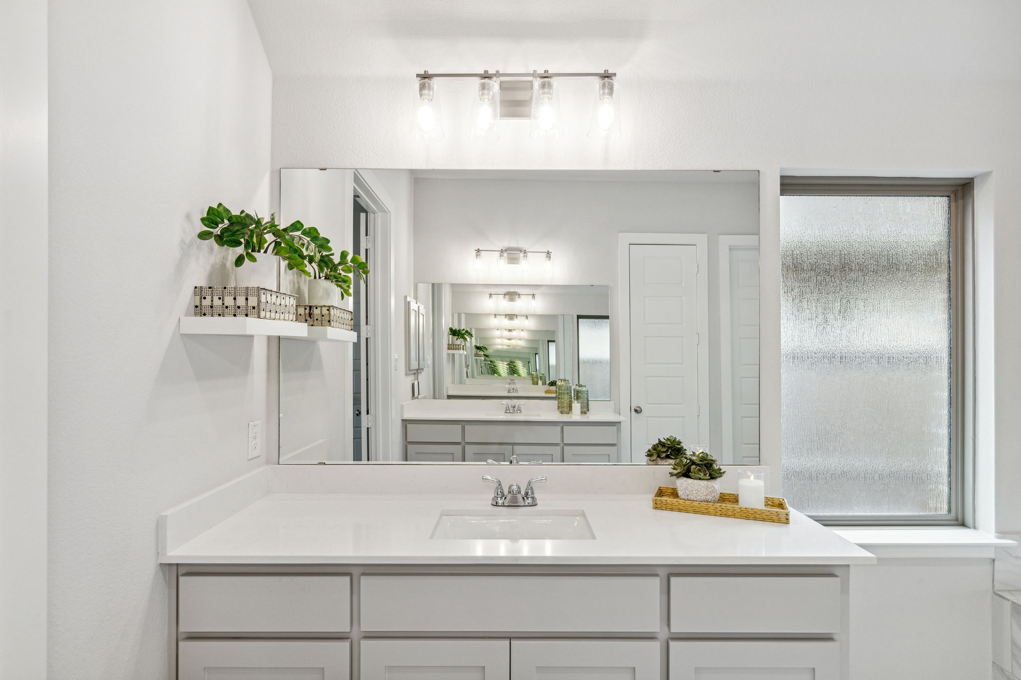 1108 Sandgate Drive