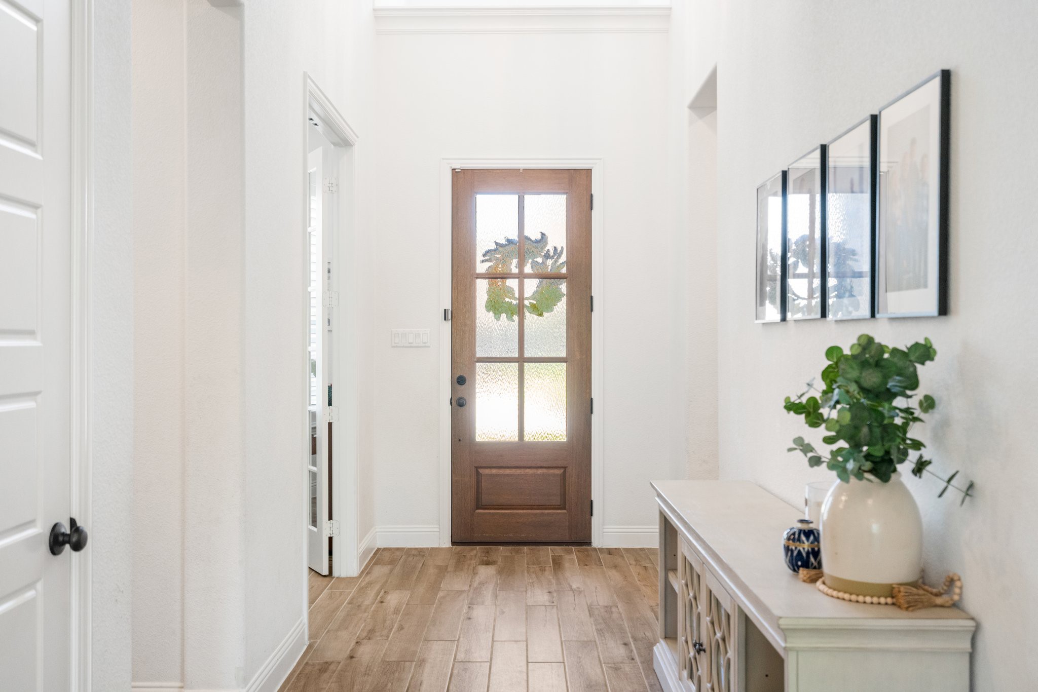 8609 Autumn Lake Trail