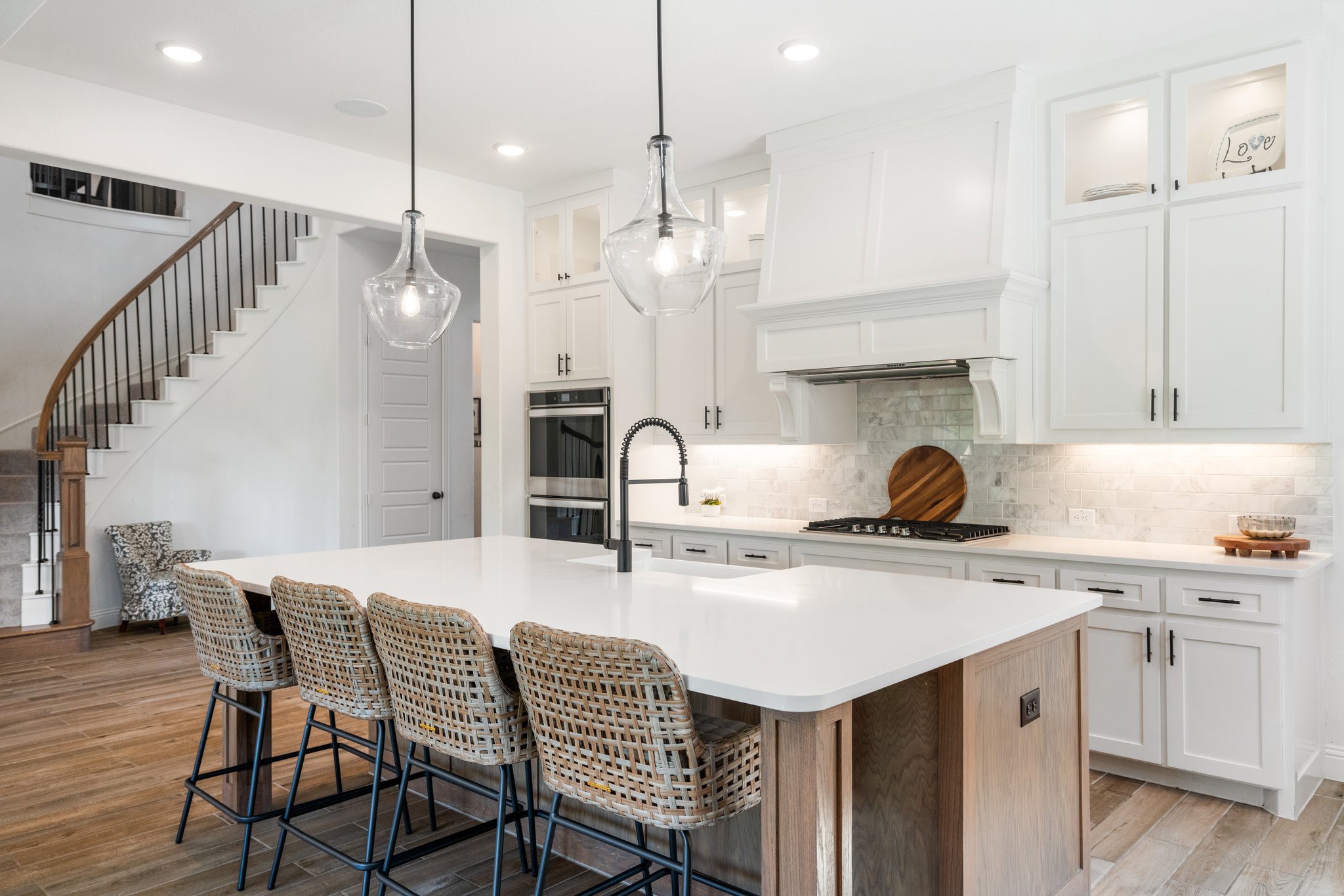 8609 Autumn Lake Trail