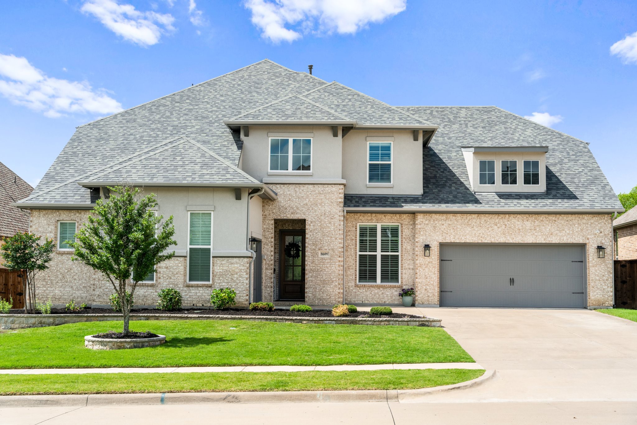 8609 Autumn Lake Trail