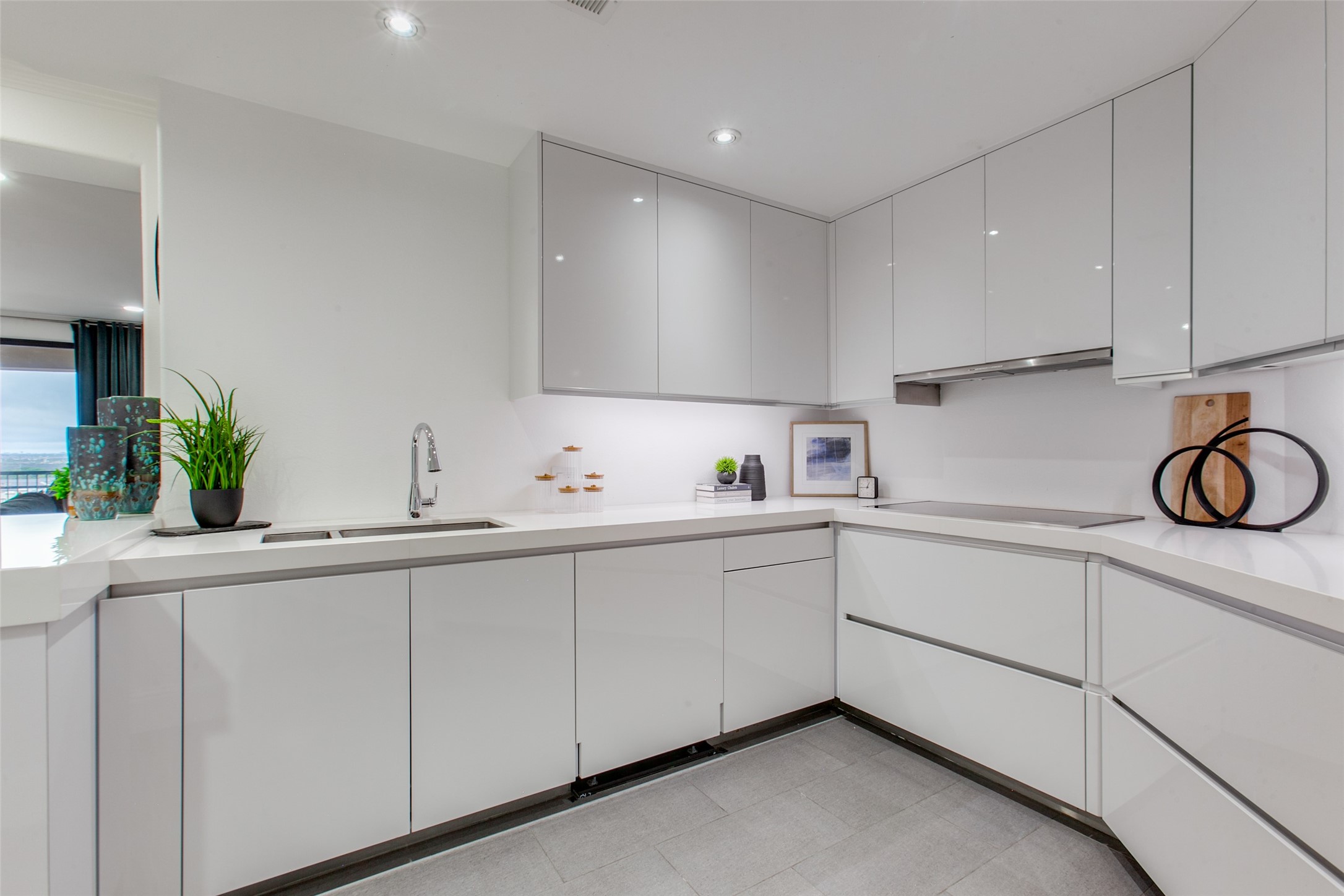 330 Las Colinas Boulevard E 1204