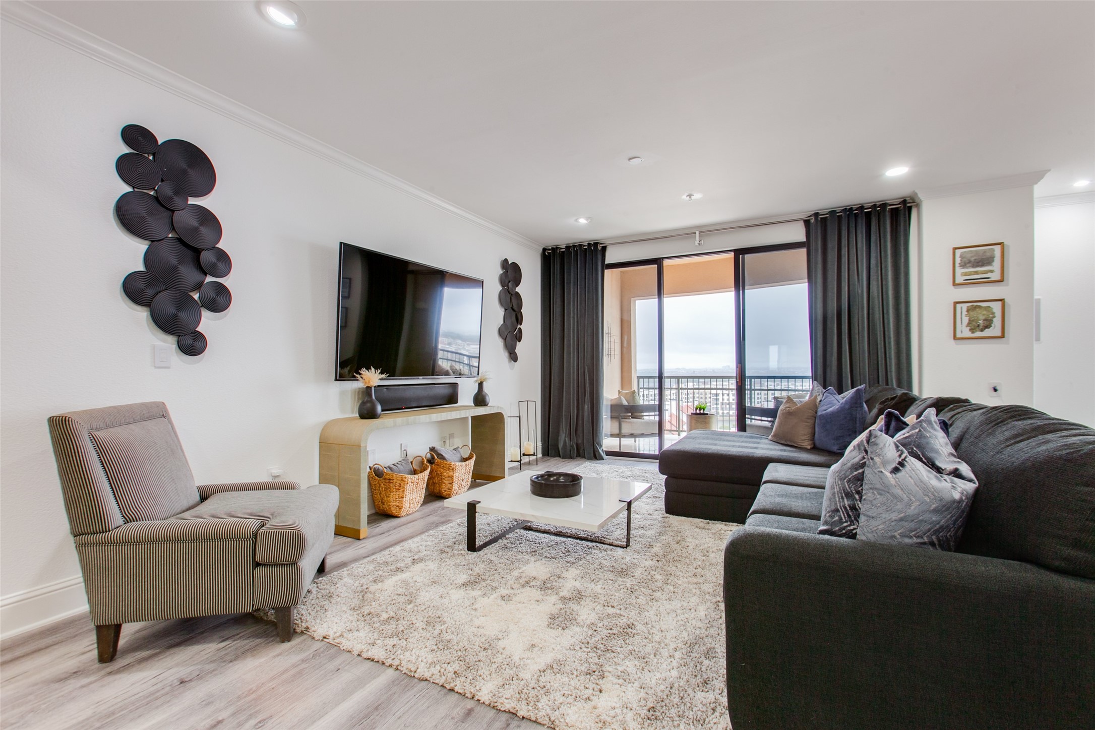 330 Las Colinas Boulevard E 1204