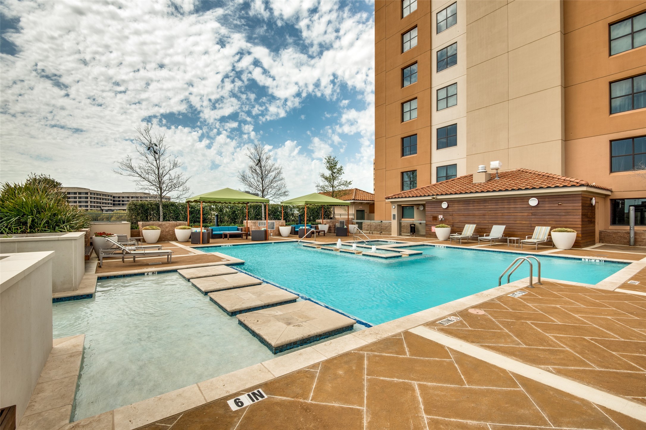 330 Las Colinas Boulevard E 1204