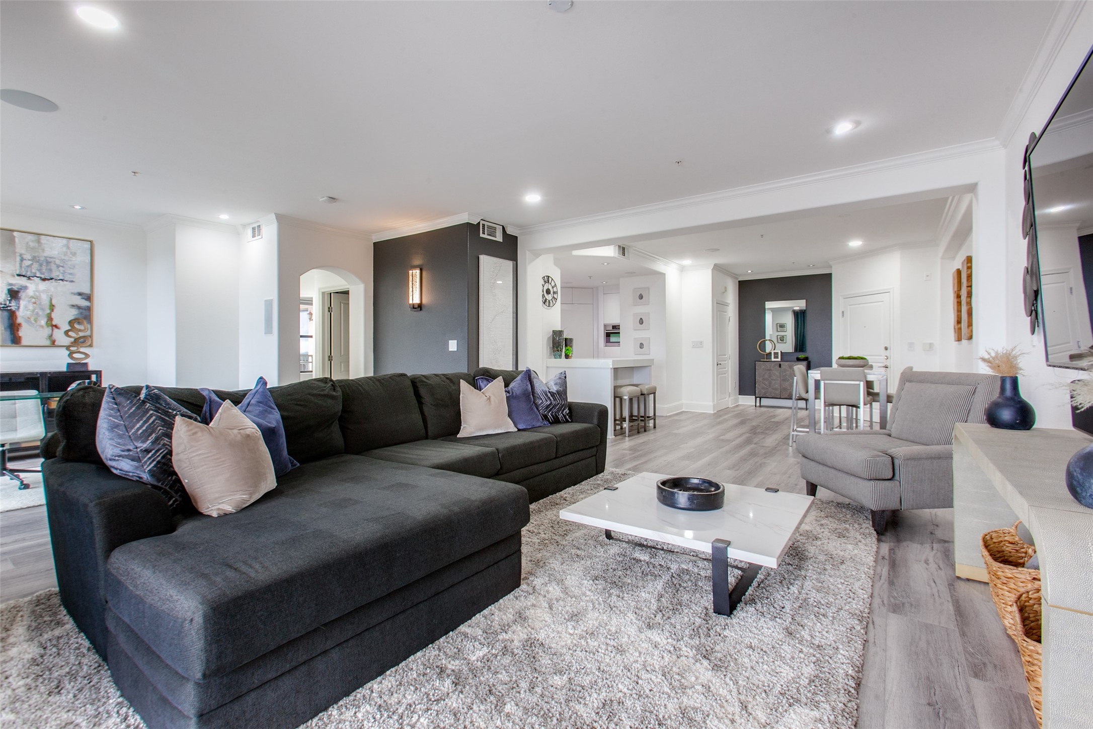 330 Las Colinas Boulevard E 1204