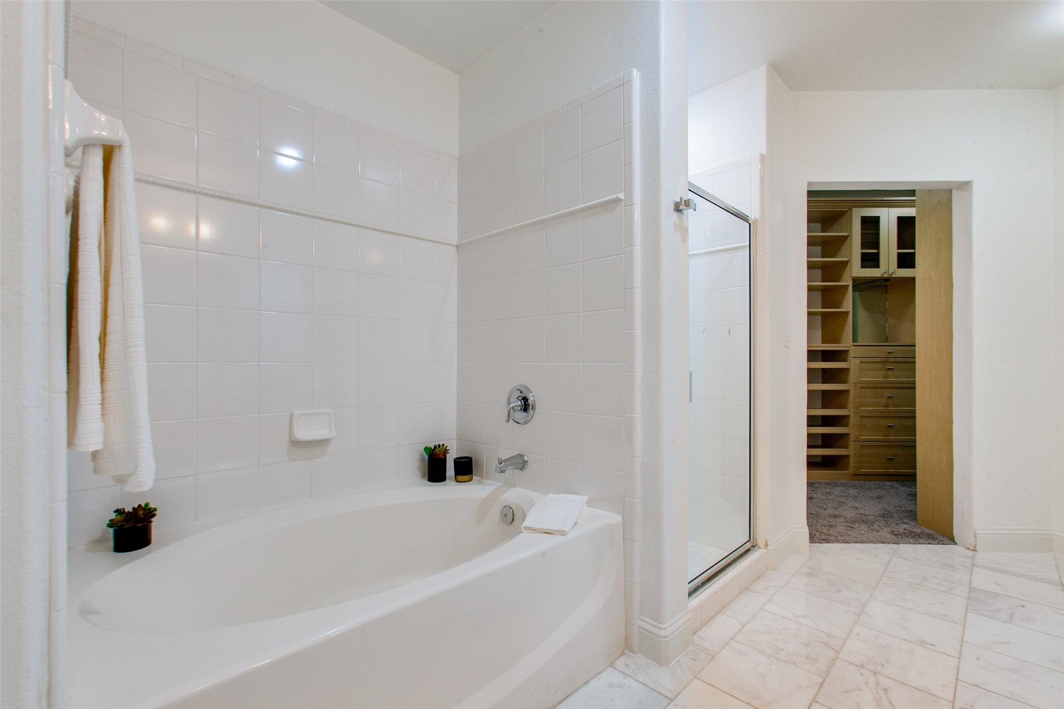 330 Las Colinas Boulevard E 1204