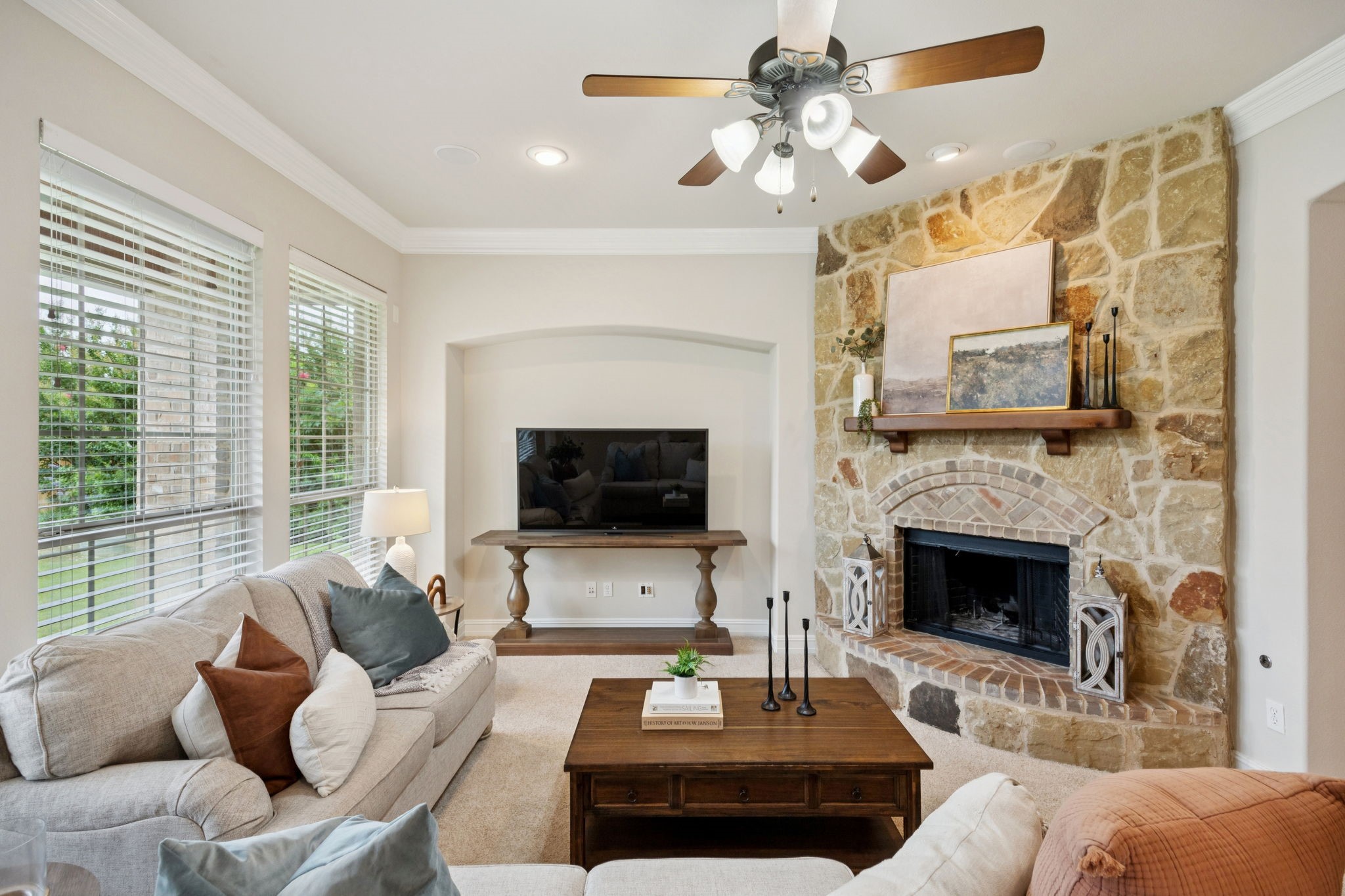5809 Sterling Trail