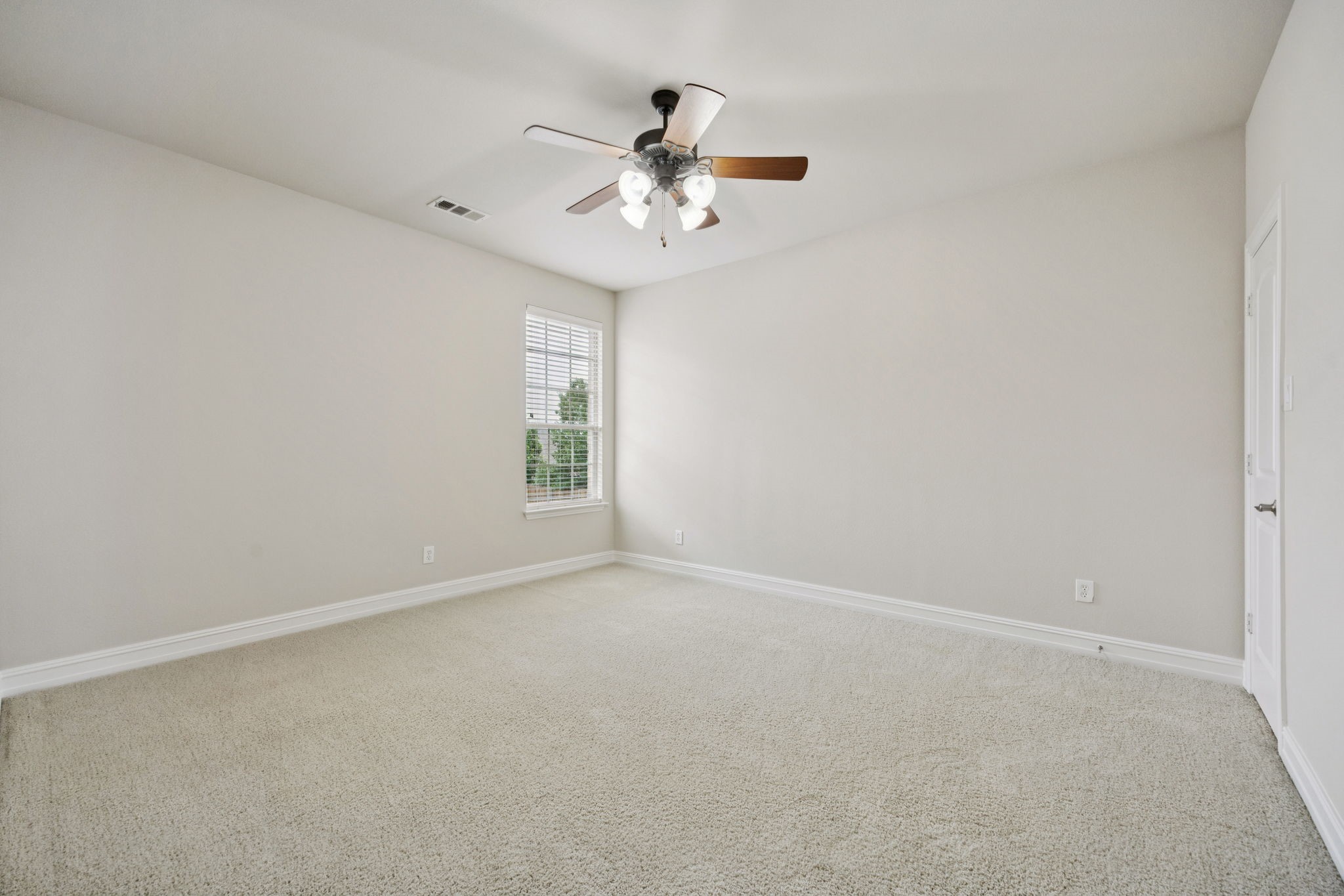 5809 Sterling Trail