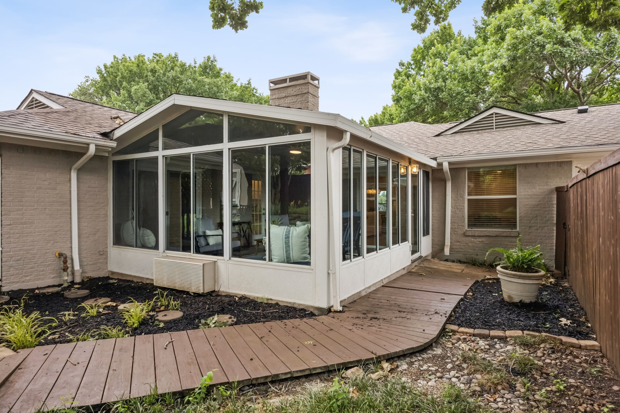 3664 Janlyn Lane
