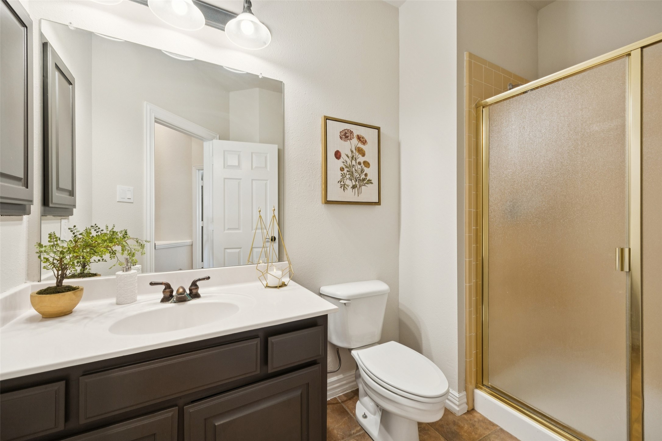4871 Voyager Drive