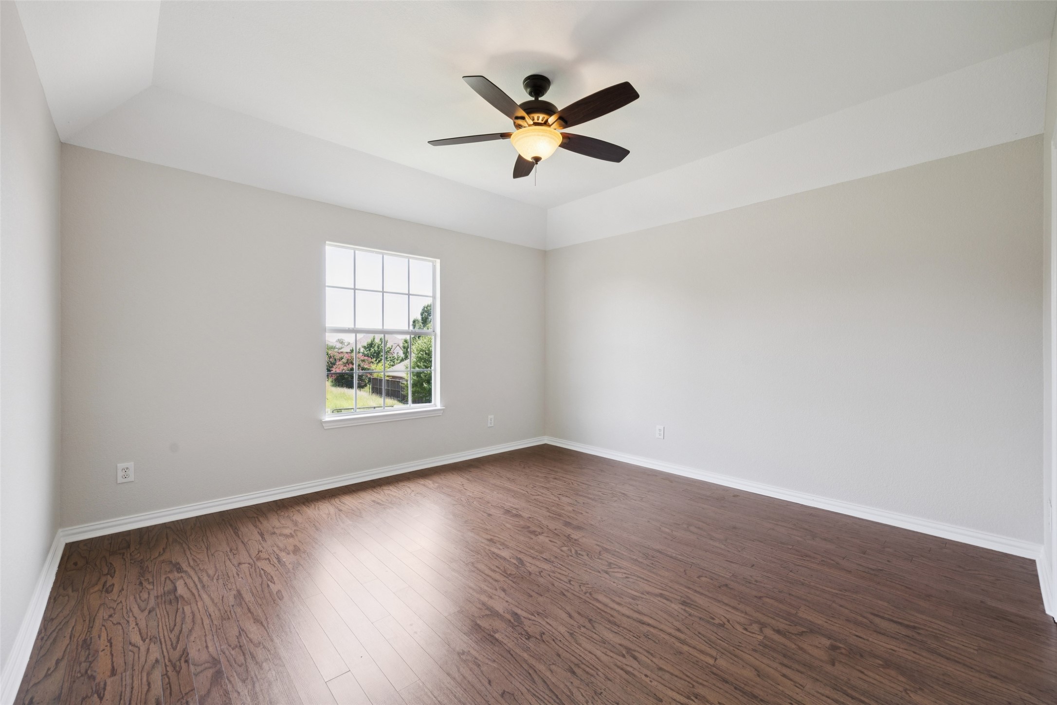 4871 Voyager Drive