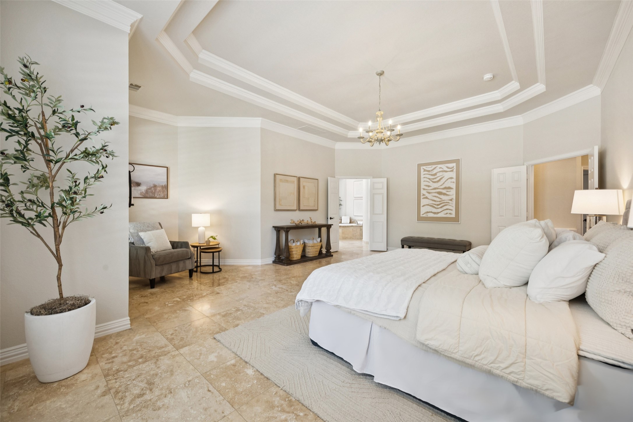 4871 Voyager Drive
