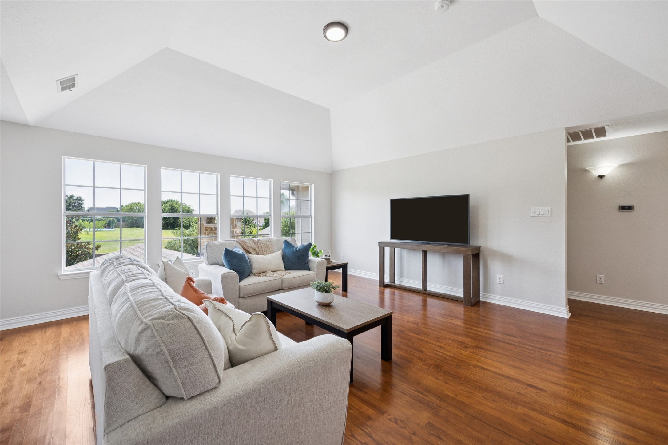 4871 Voyager Drive