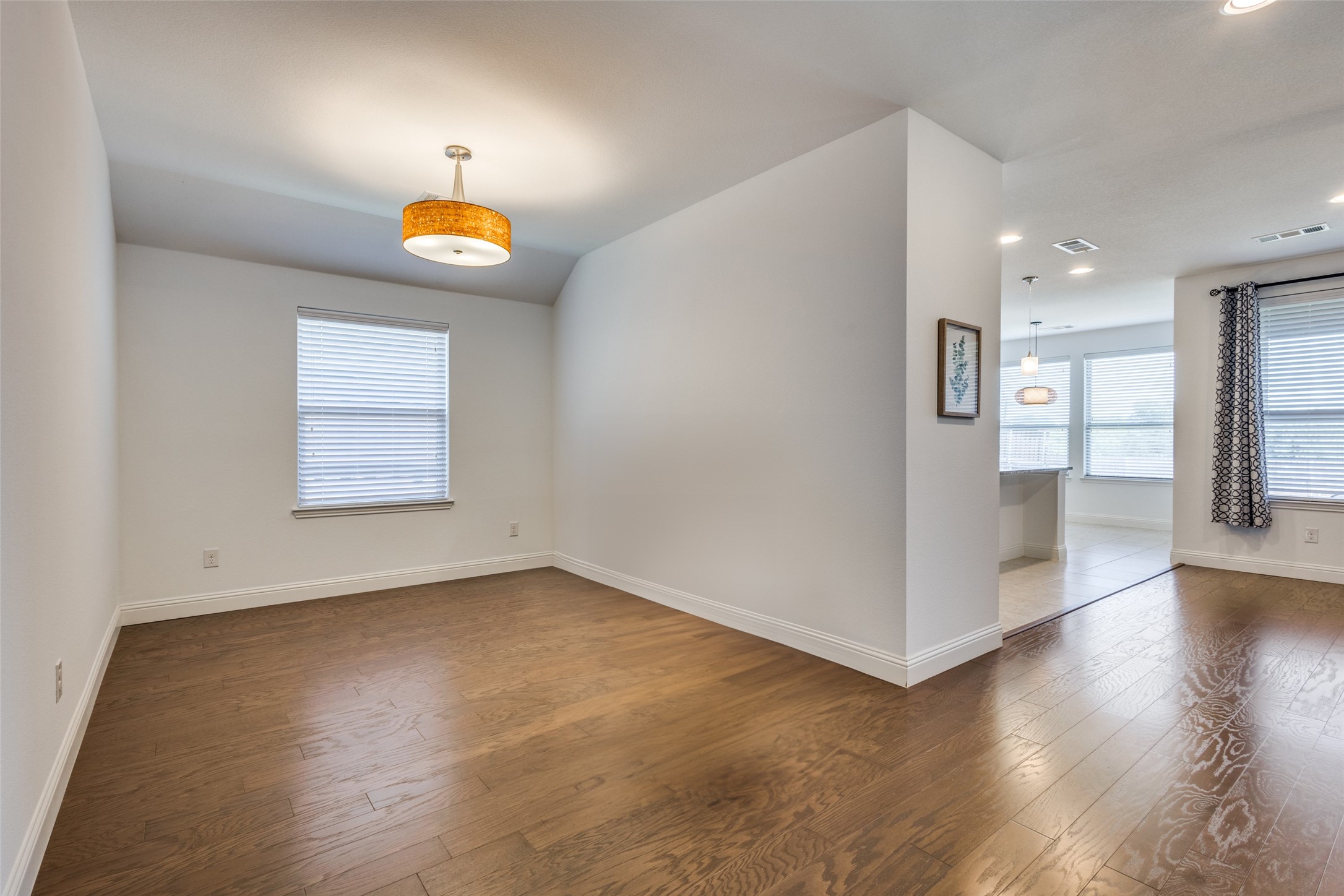 1209 Roadrunner Drive