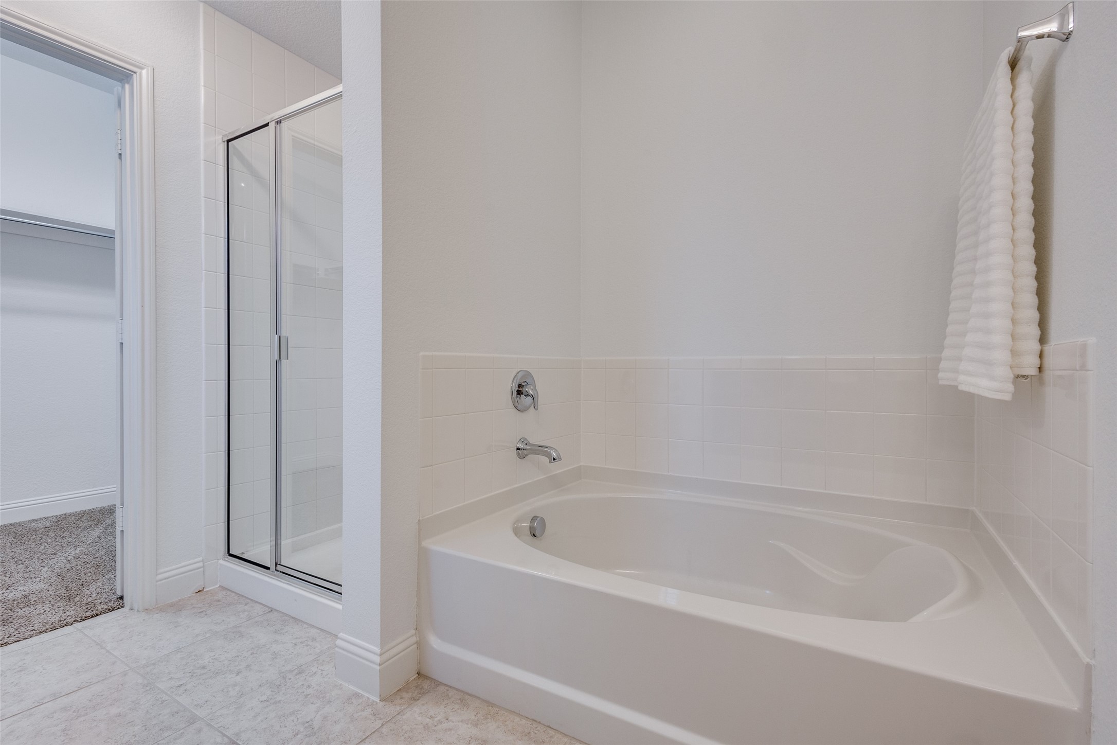 1209 Roadrunner Drive