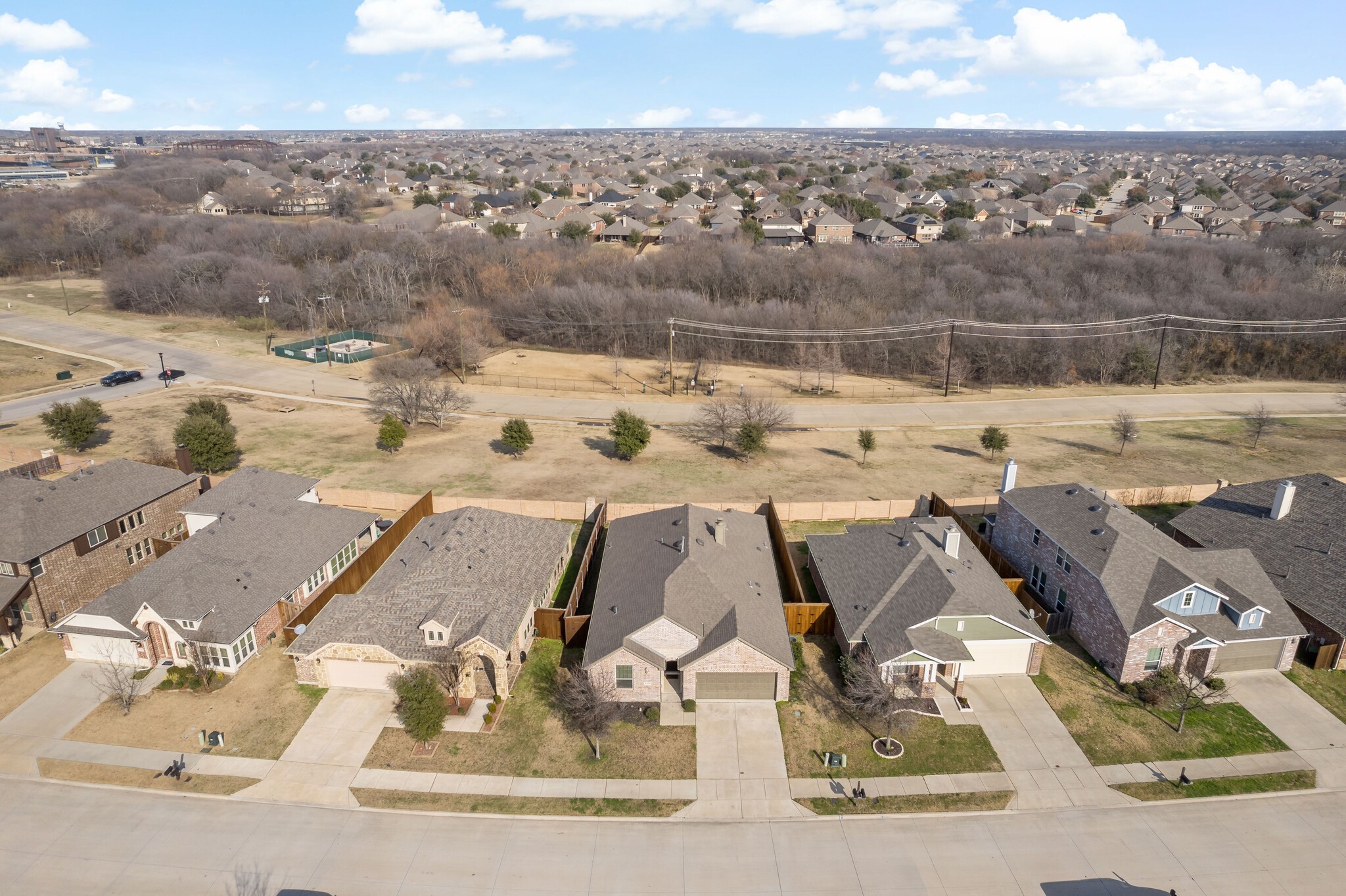 1209 Roadrunner Drive