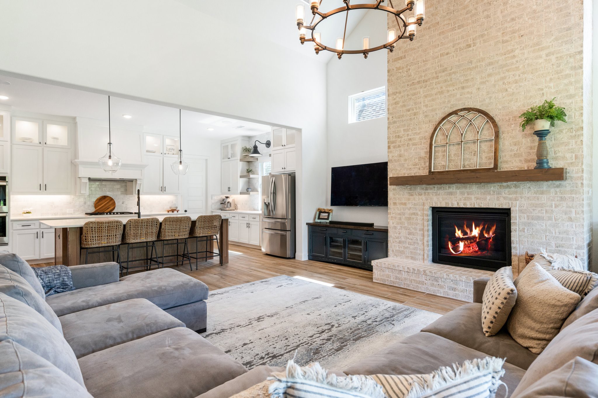 8609 Autumn Lake Trail