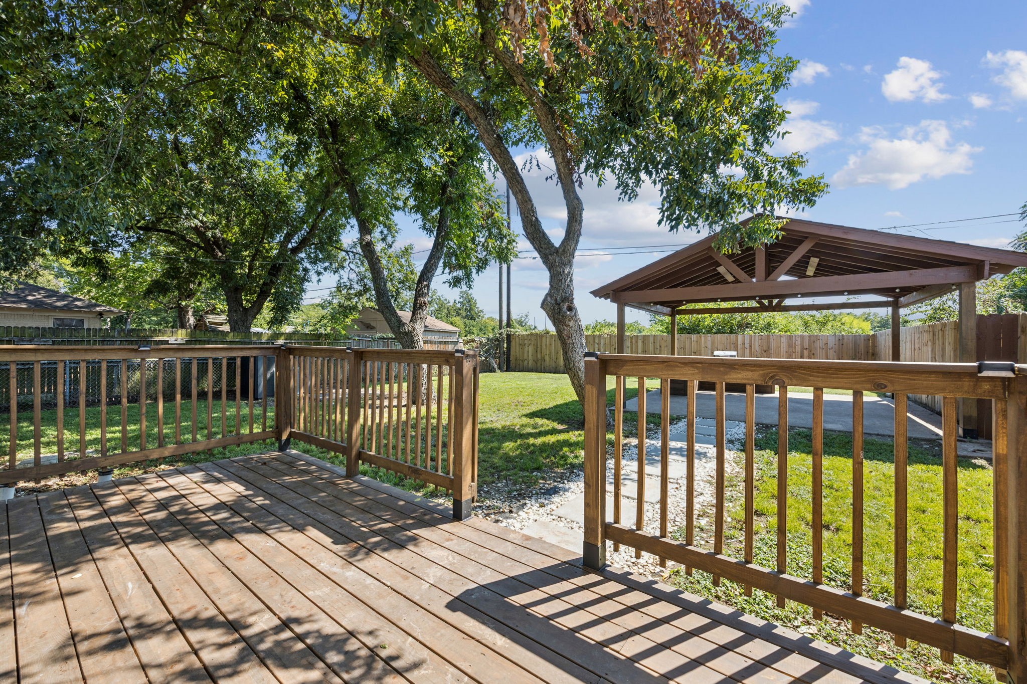 8620 Woodcastle Drive