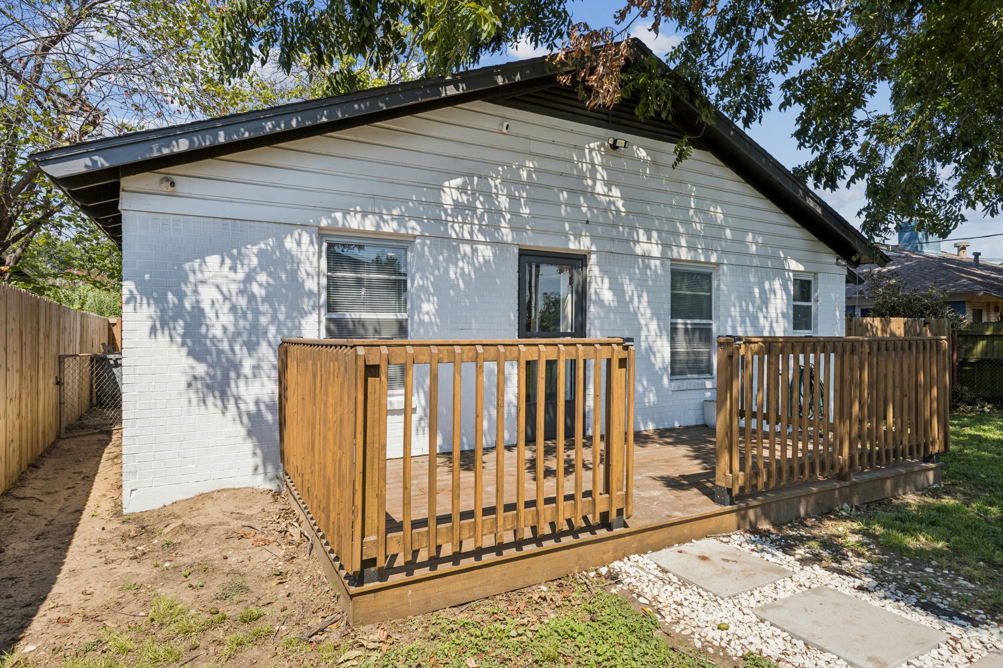 8620 Woodcastle Drive