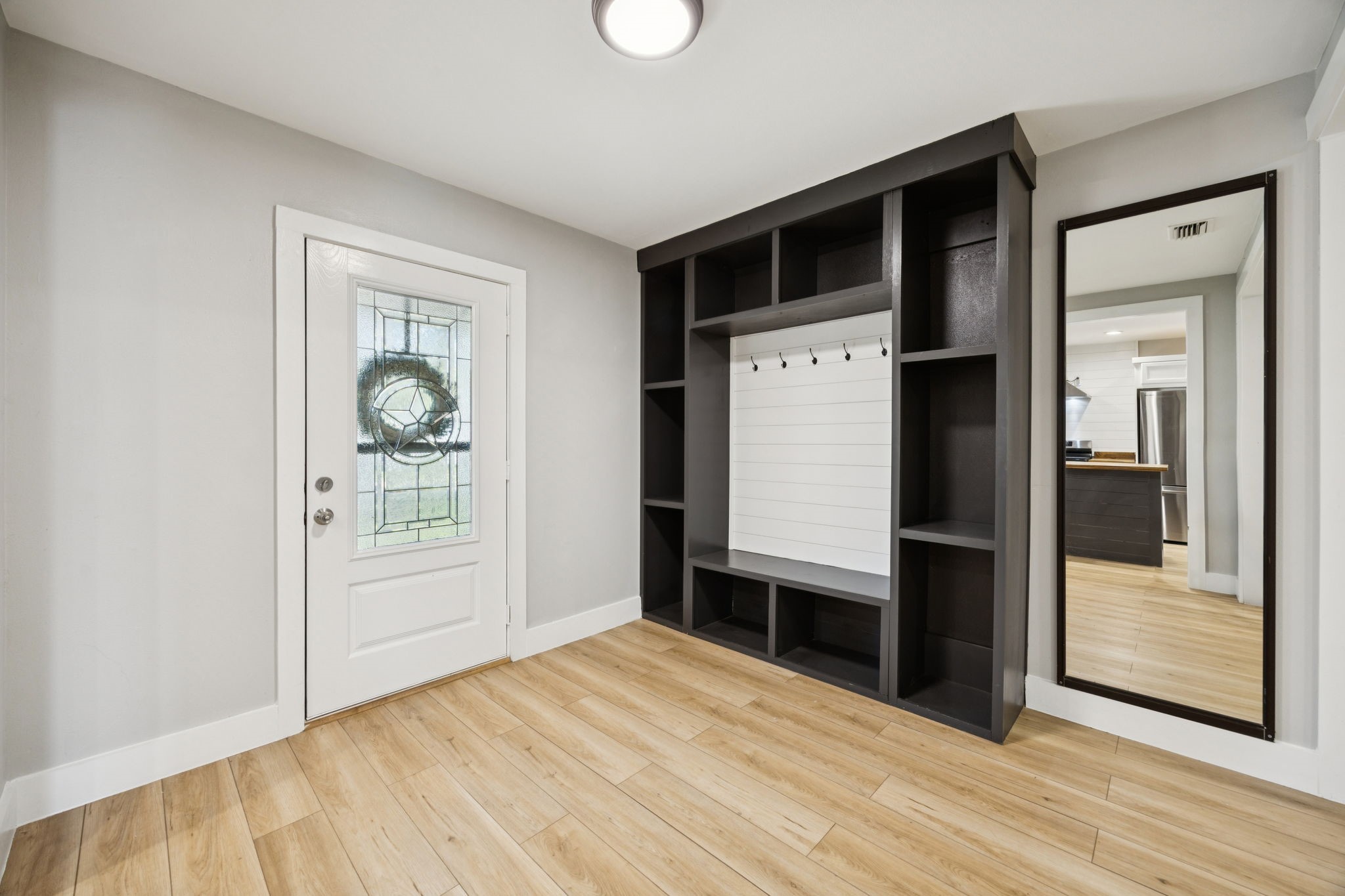 8620 Woodcastle Drive