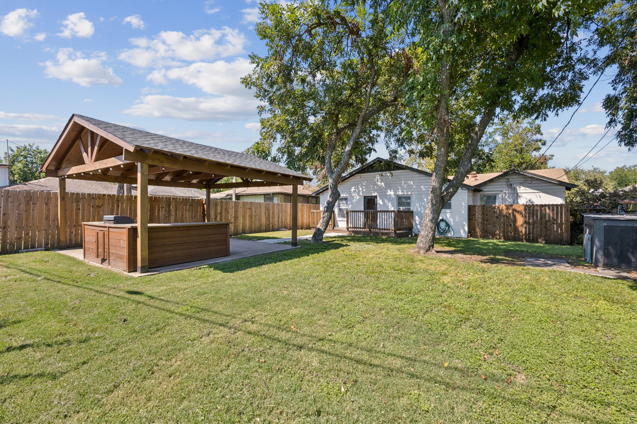 8620 Woodcastle Drive