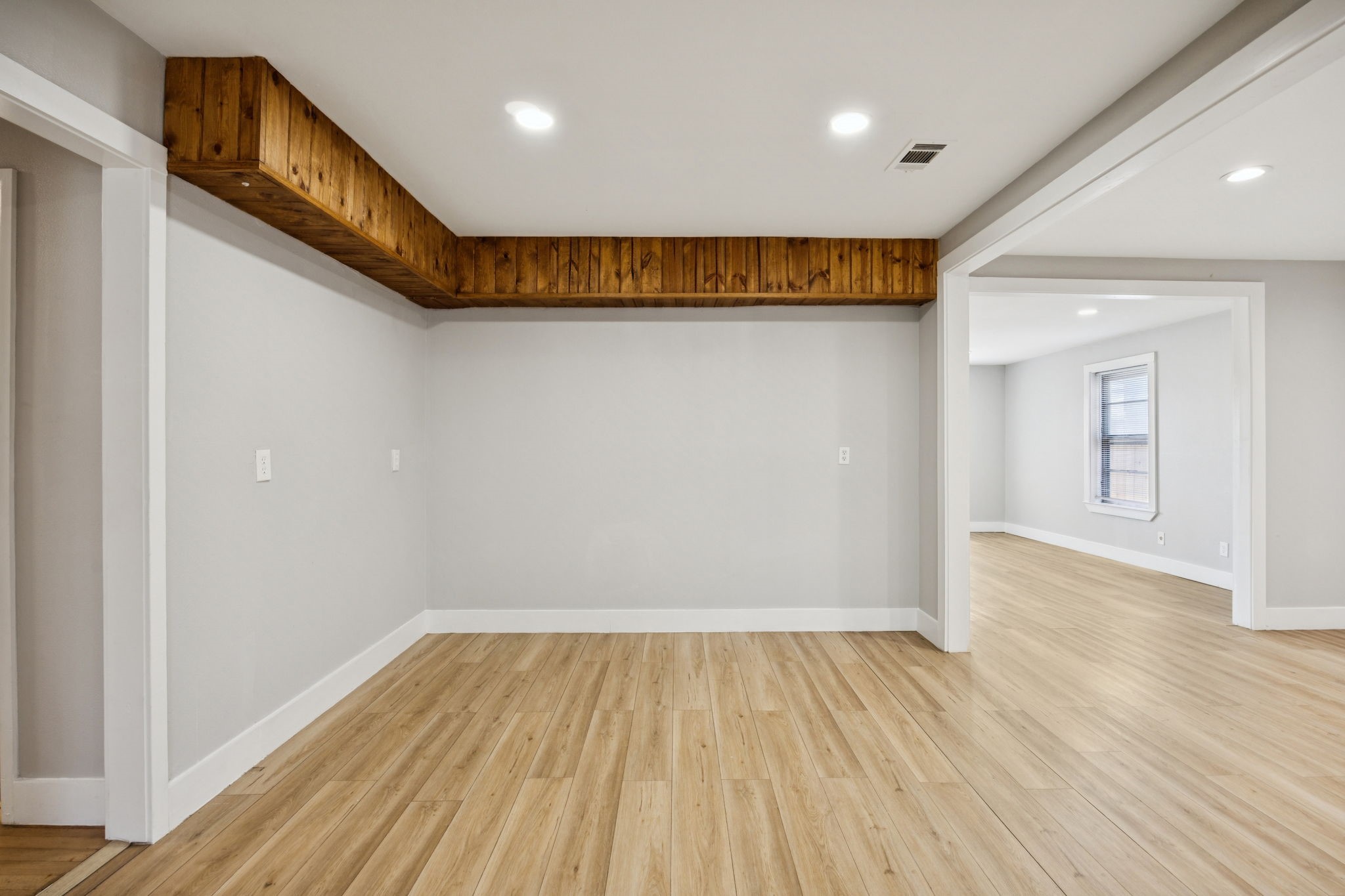 8620 Woodcastle Drive