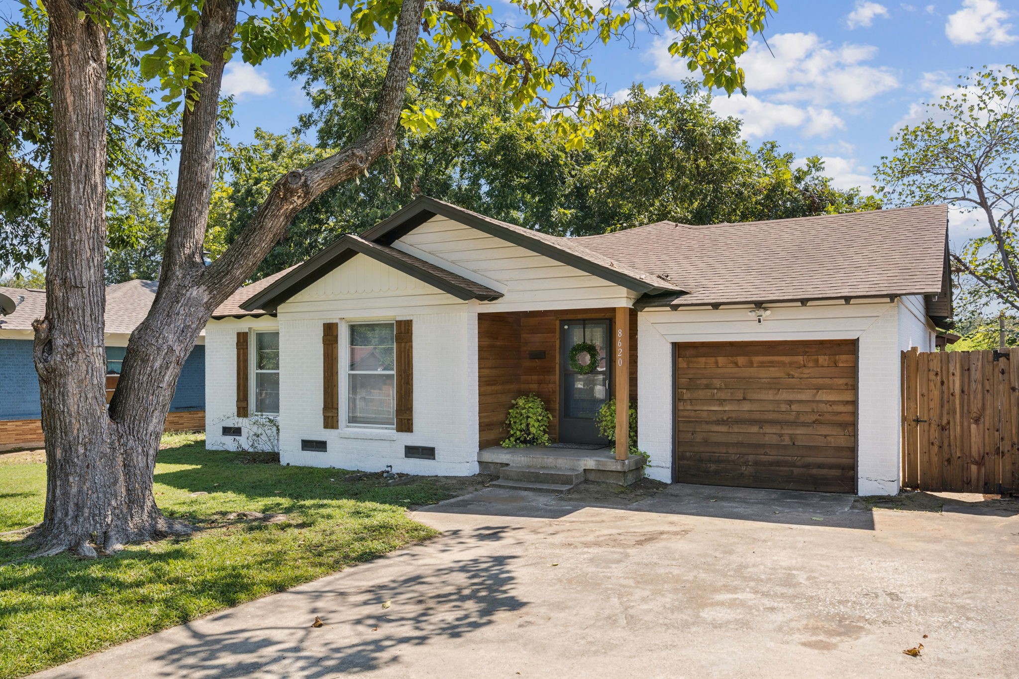 8620 Woodcastle Drive
