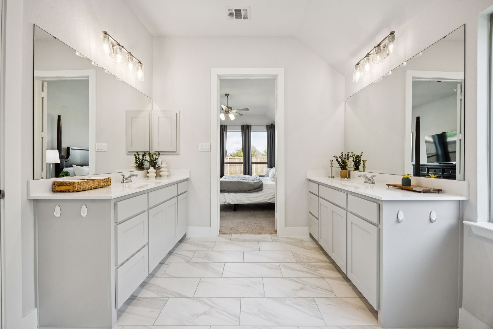 1108 Sandgate Drive