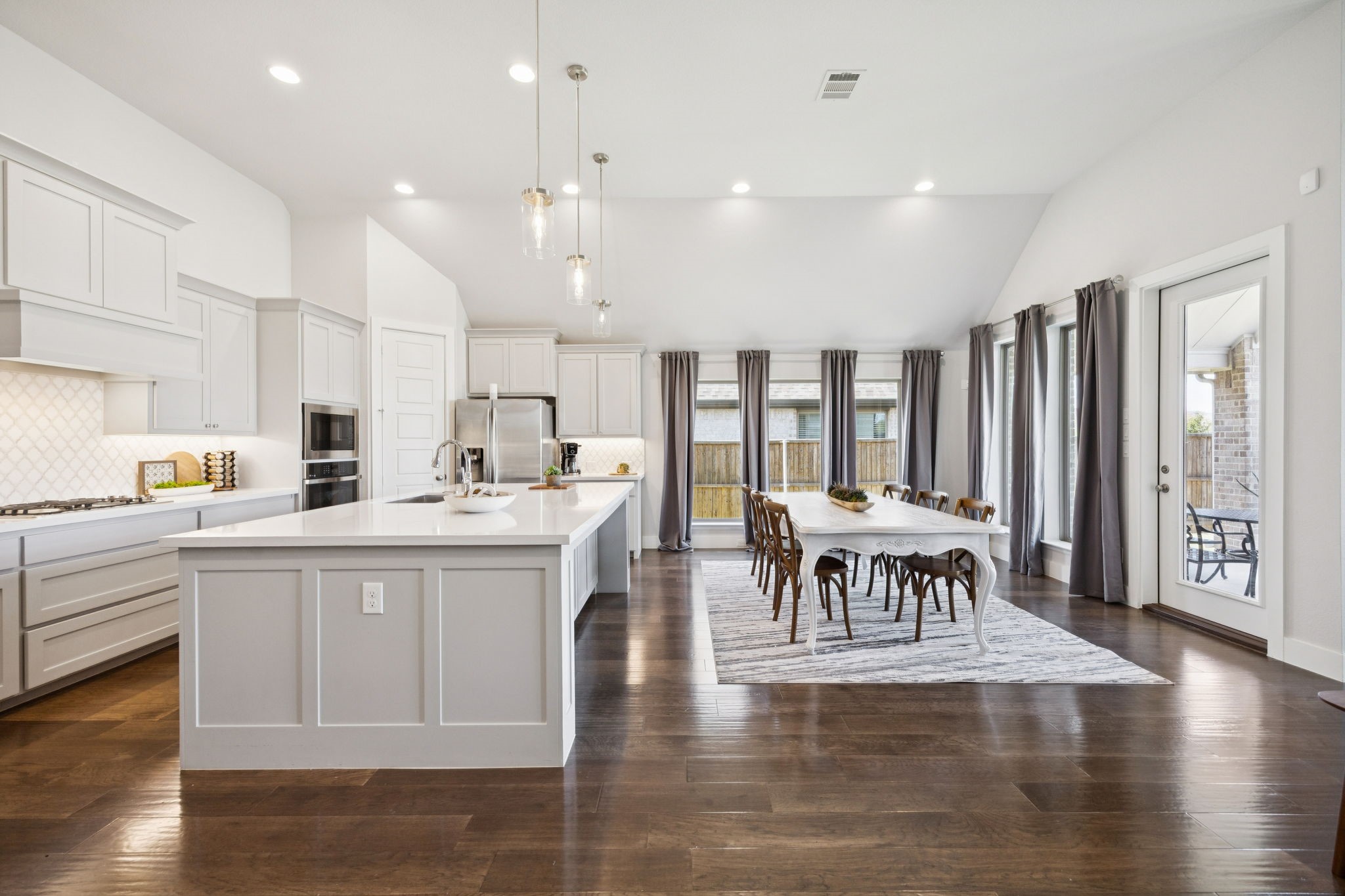1108 Sandgate Drive